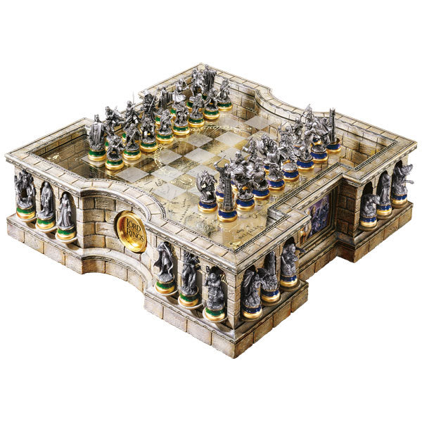 Product image The Lord of the Rings Chess Set Premium