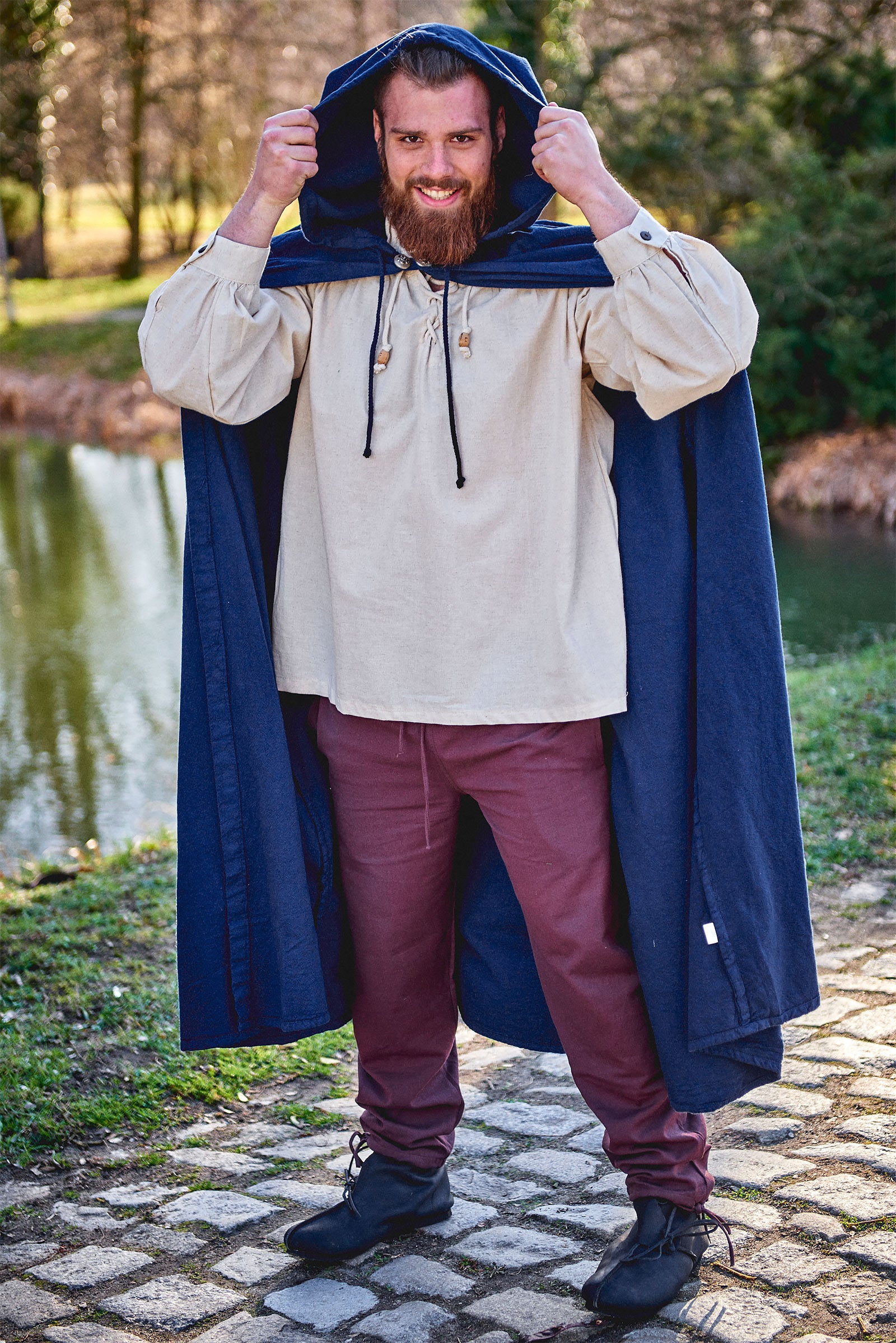 Product image Medieval Cloak with Pointed Hood in Blue