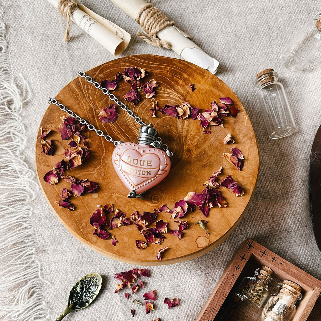 Product image Harry Potter - Love Potion Necklace incl. Display