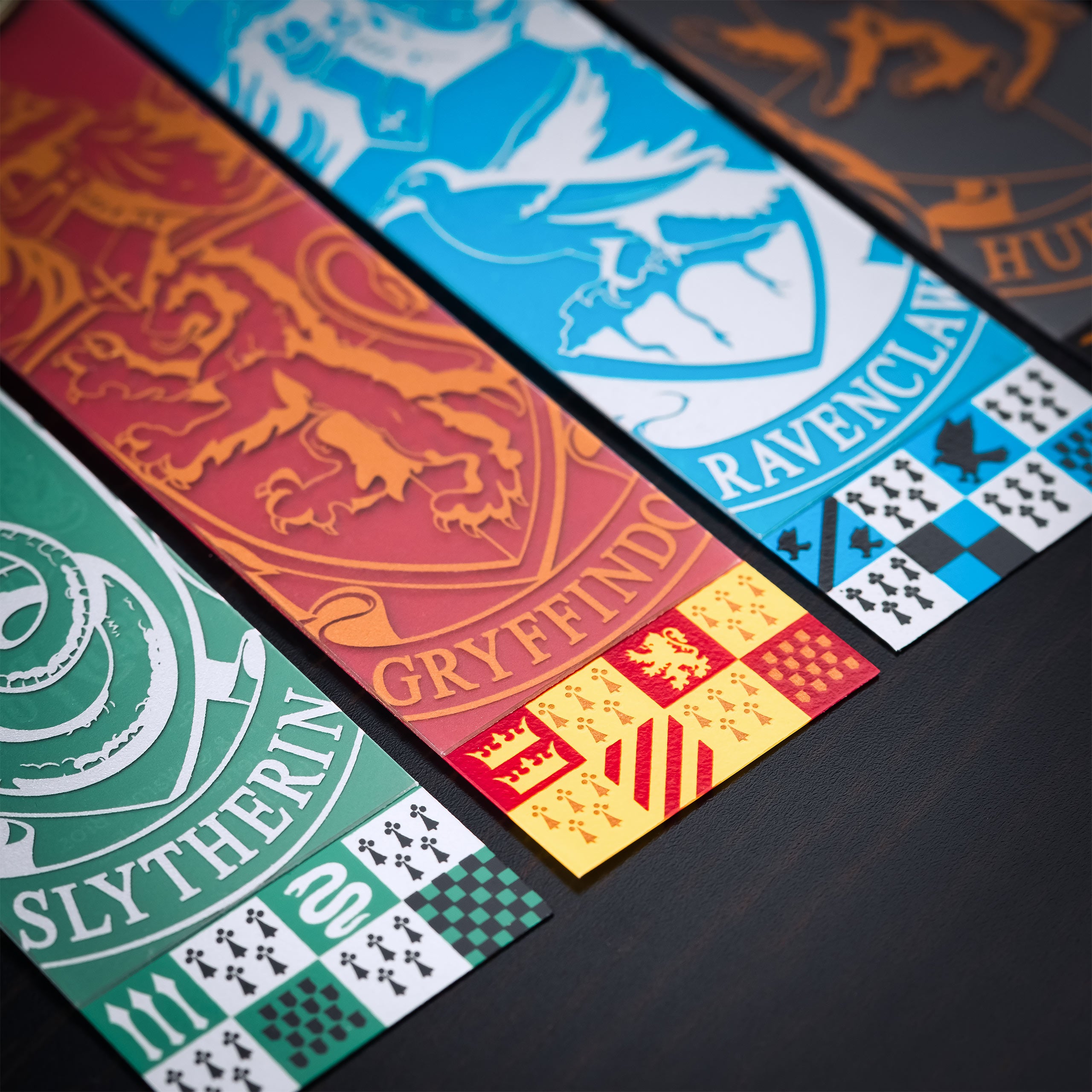 Product image Harry Potter - Hogwarts House Crest Bookmark Collection