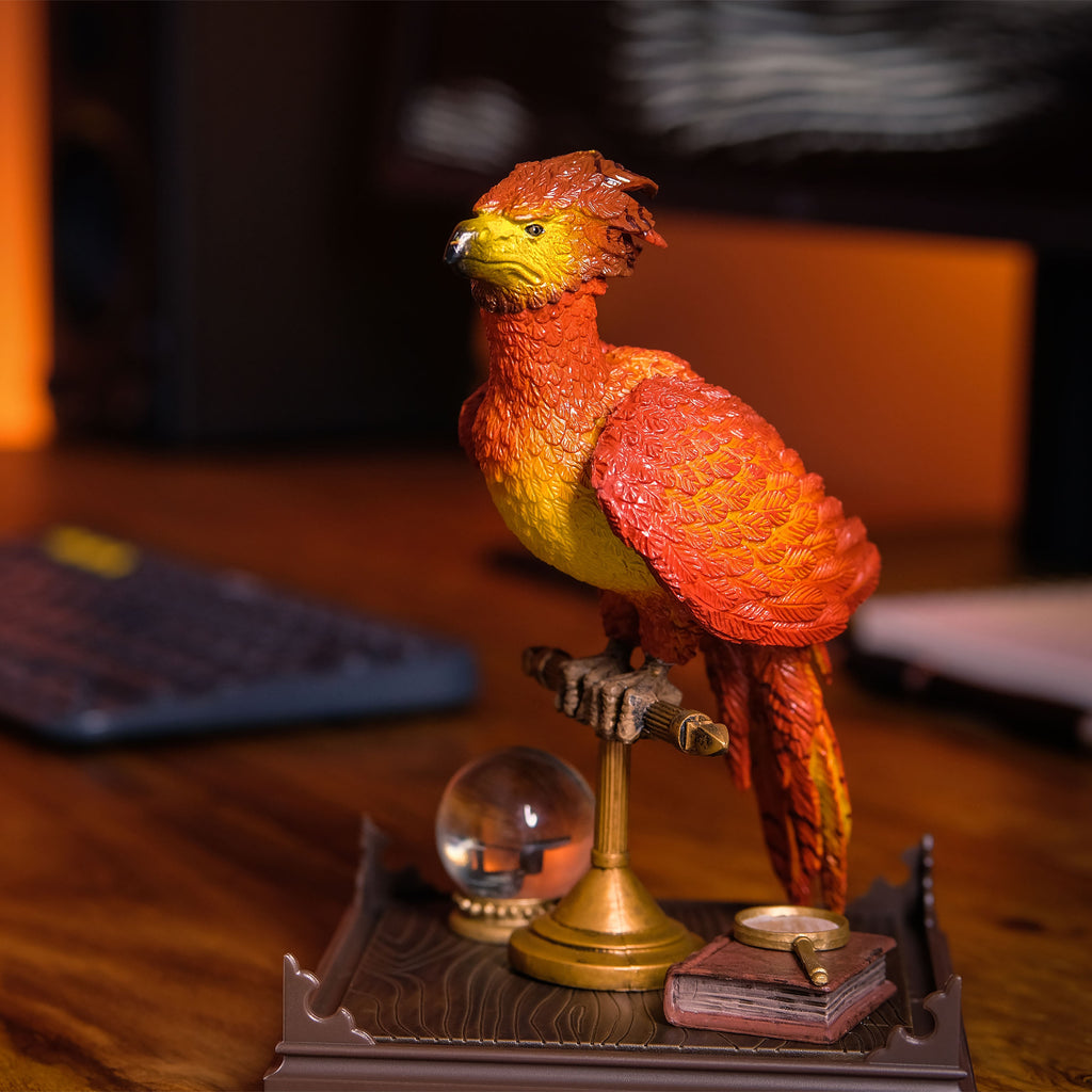 Product image Fawkes - Harry Potter Magical Creatures Figure