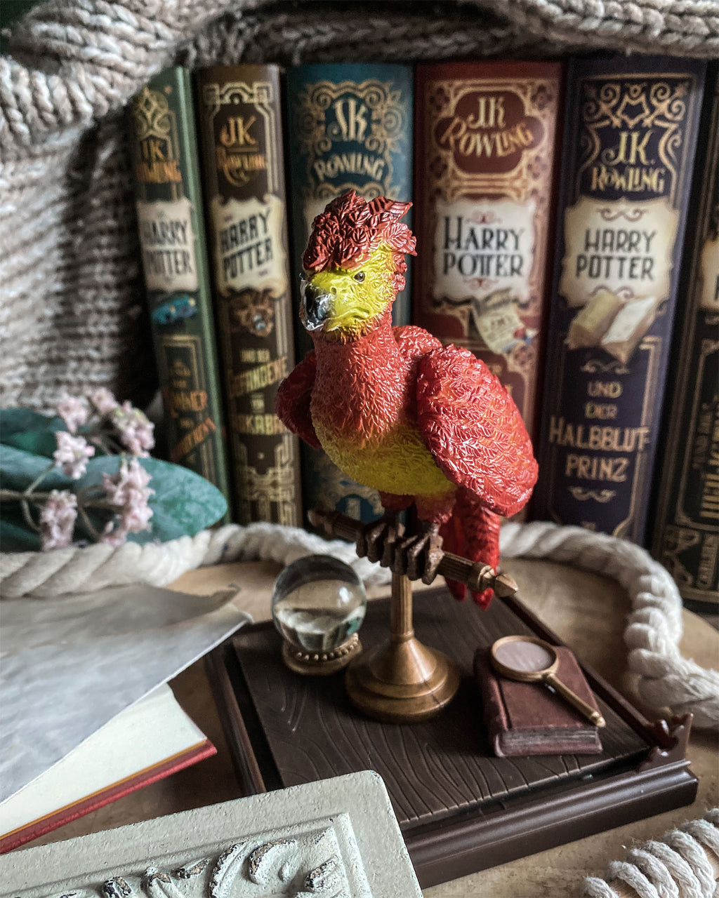 Product image Fawkes - Harry Potter Magical Creatures Figure
