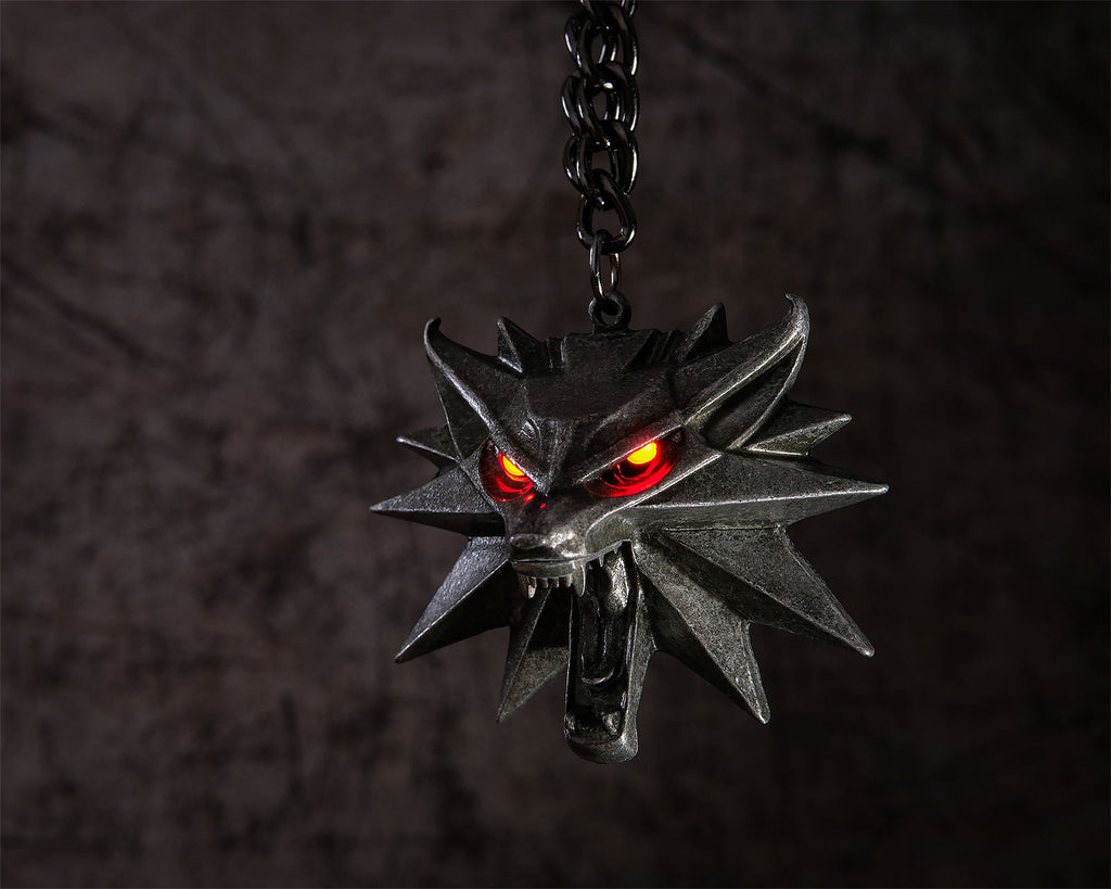 Product image Witcher - Wild Hunt medallion with LED eyes