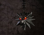 Product image Witcher - Wild Hunt medallion with LED eyes