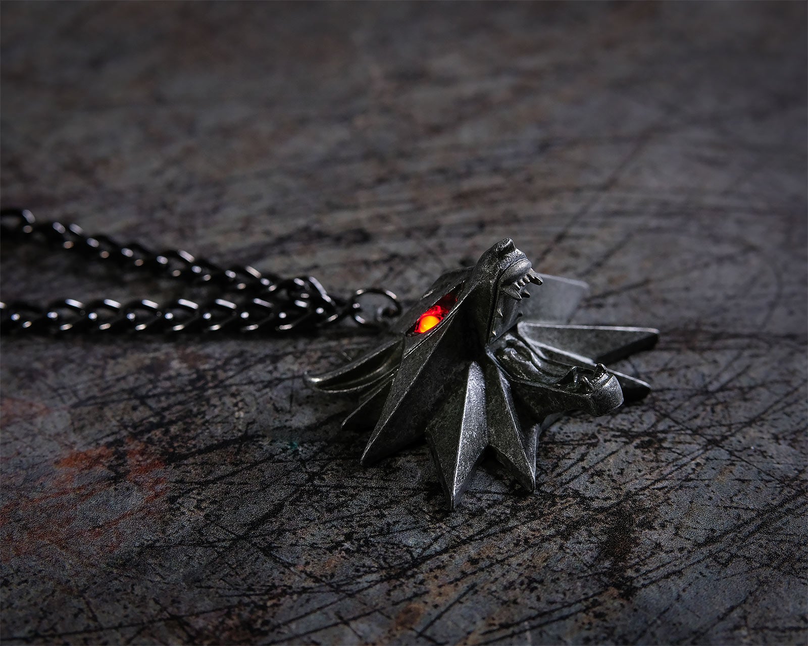 Product image Witcher - Wild Hunt medallion with LED eyes