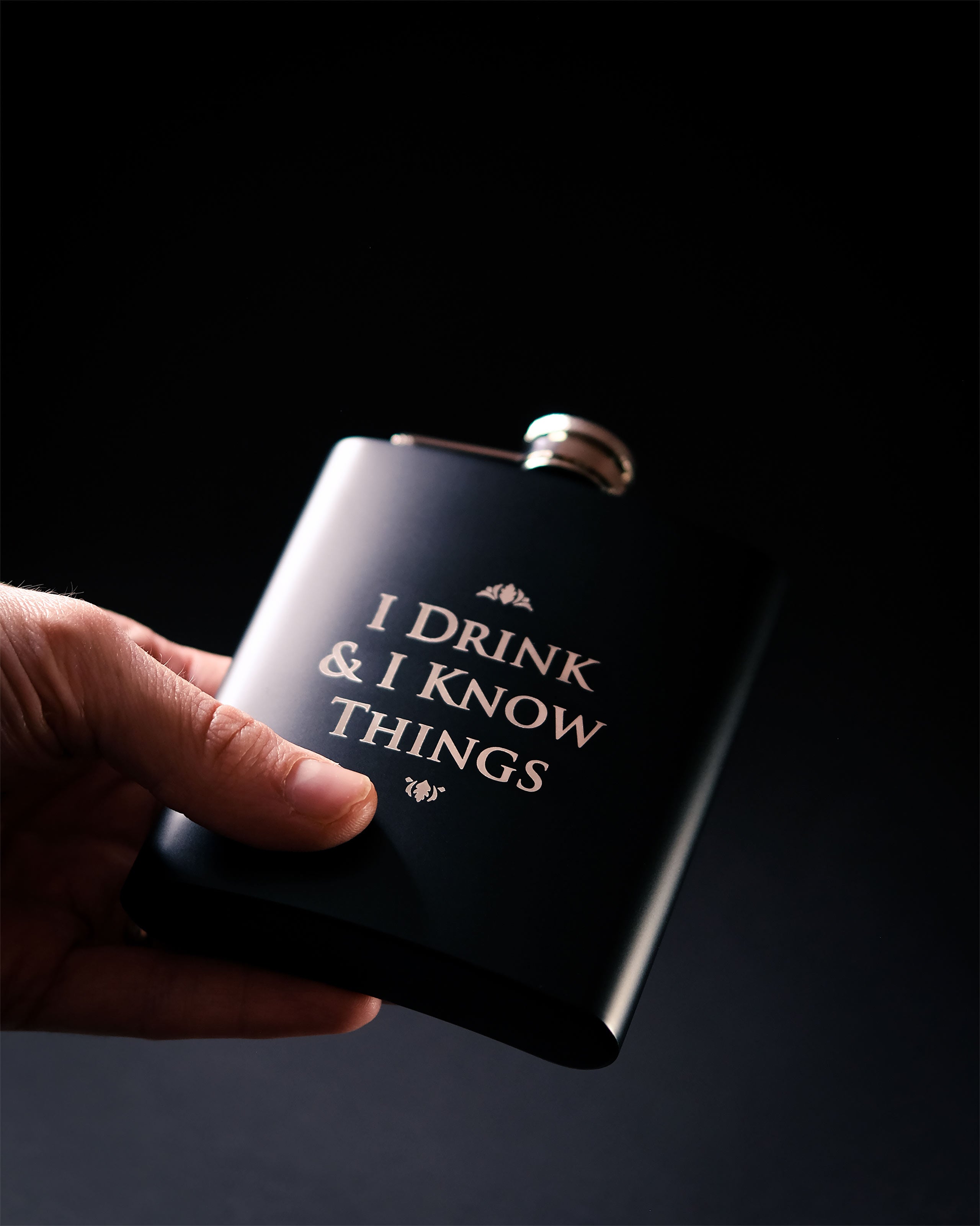 Product image Game of Thrones - Drink And Know Hip Flask