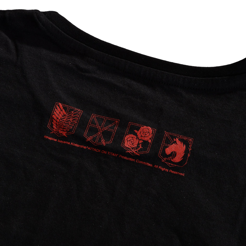 Product image Attack on Titan - Crew Fight T-Shirt Black