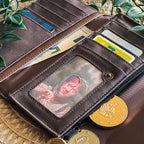 Product image Harry Potter - Hogwarts Metal Crest Wallet