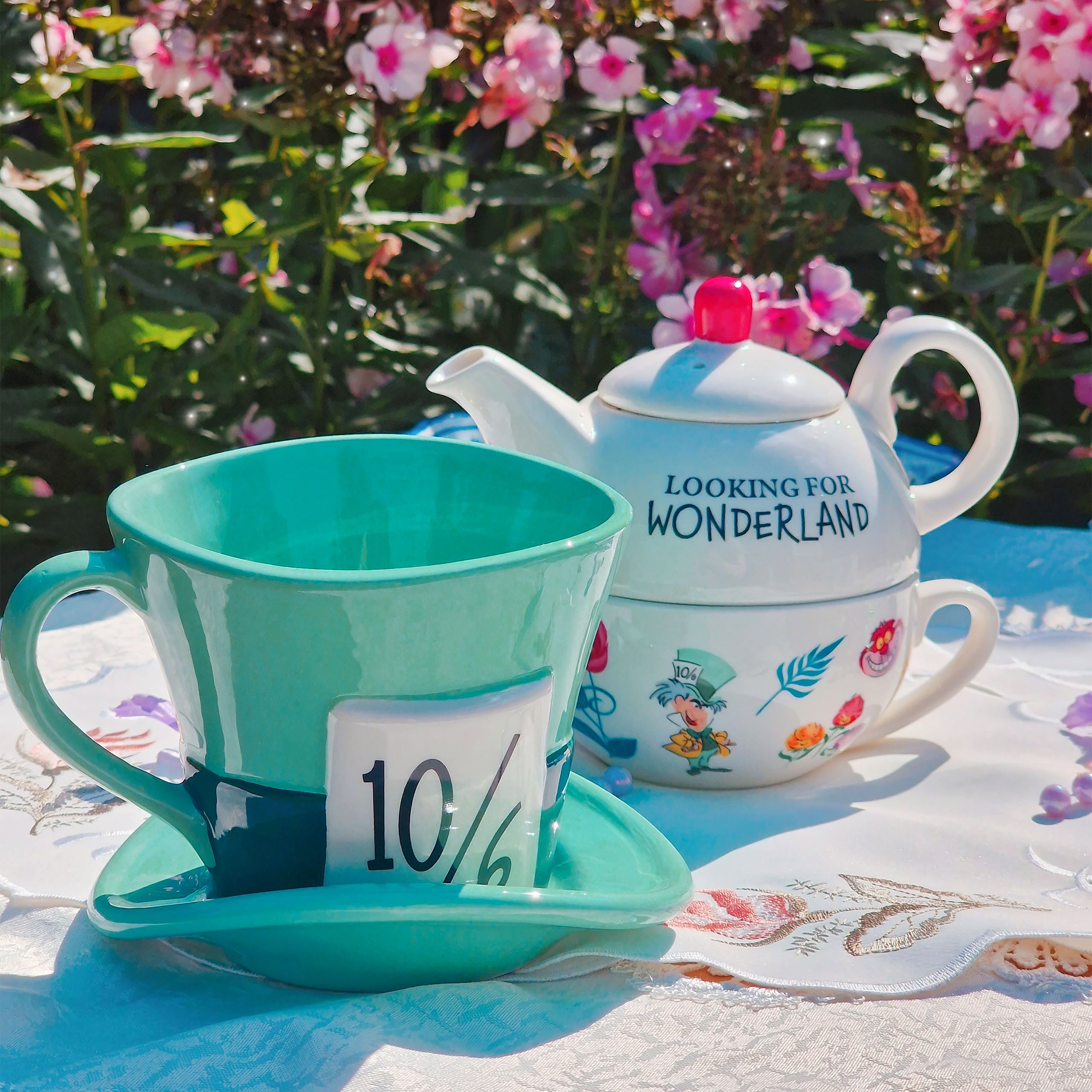 Product image Alice in Wonderland - Mad Hatter Hat 3D Cup