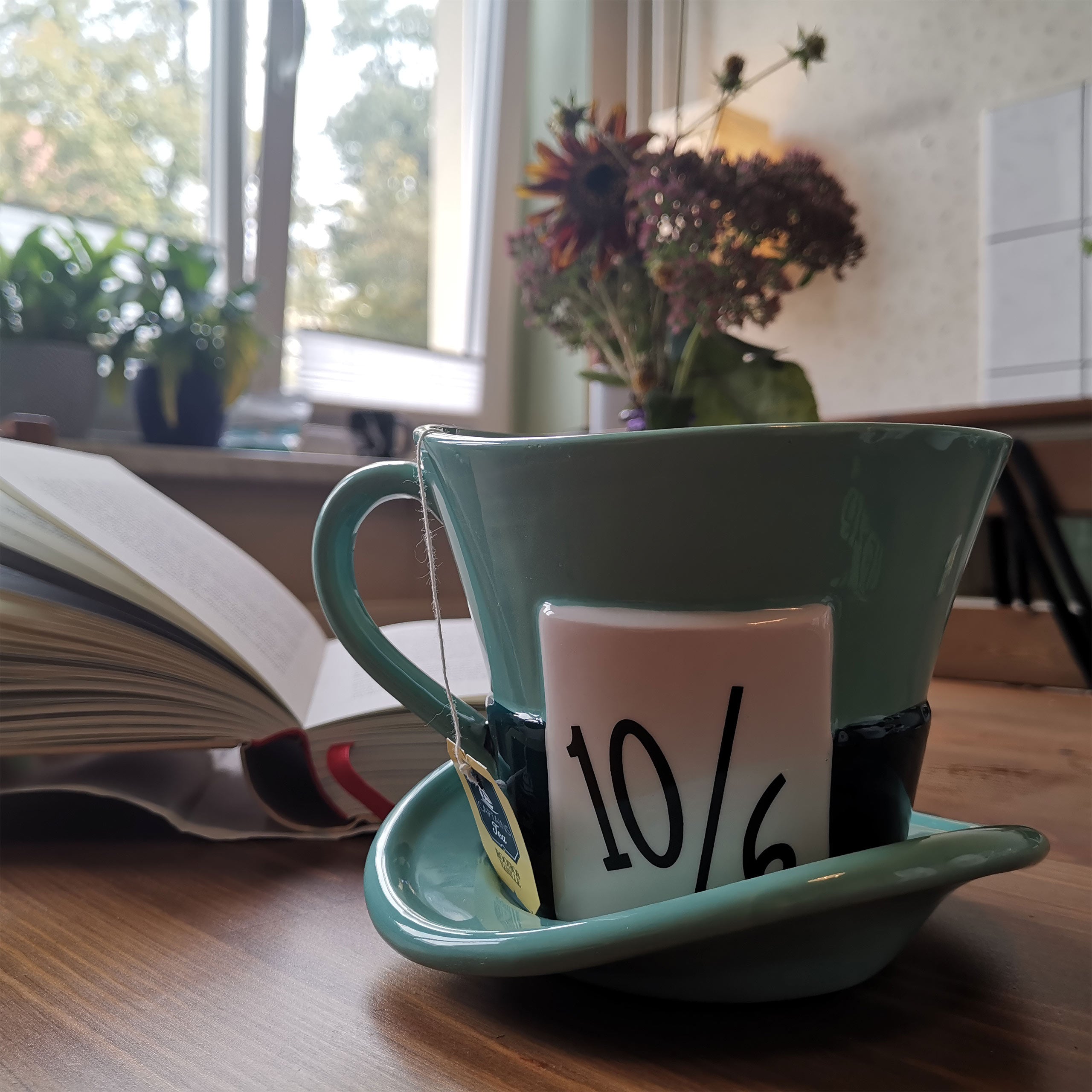 Product image Alice in Wonderland - Mad Hatter Hat 3D Cup