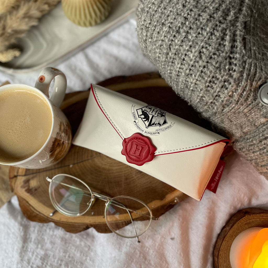 Product image Harry Potter - Hogwarts Letter Glasses Case