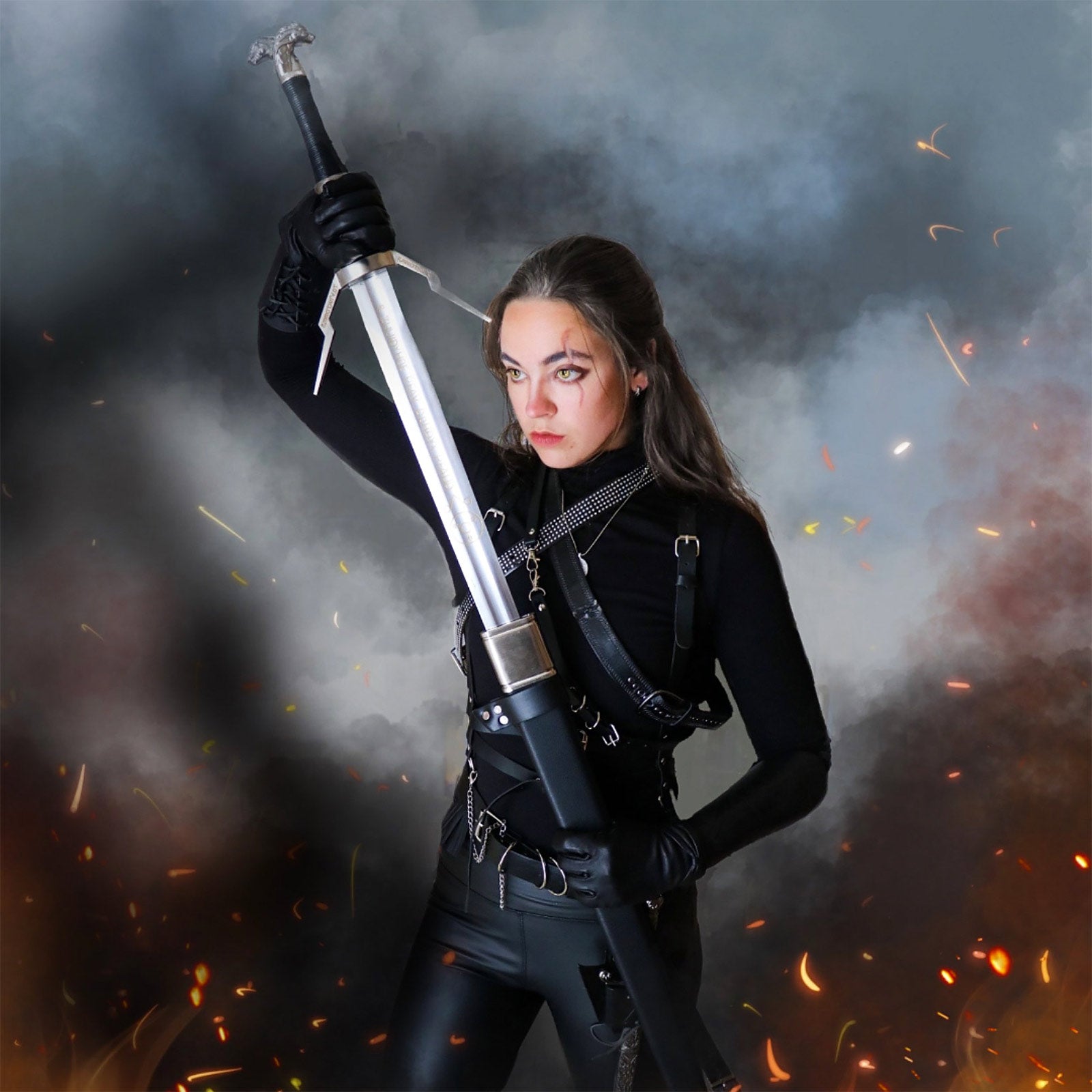 Product image Geralt of Rivia Silver Sword Replica with Sheath for Witcher Fans