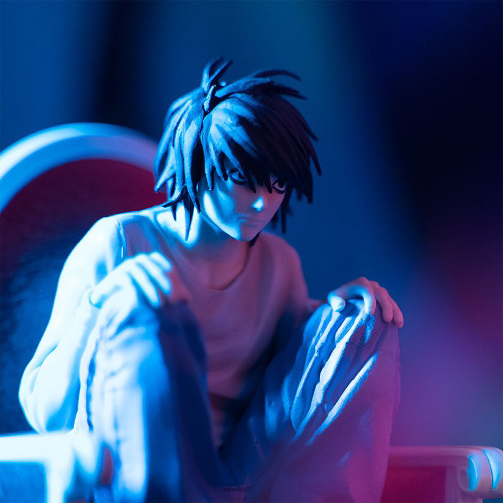 Product image Death Note - L Figure 15cm