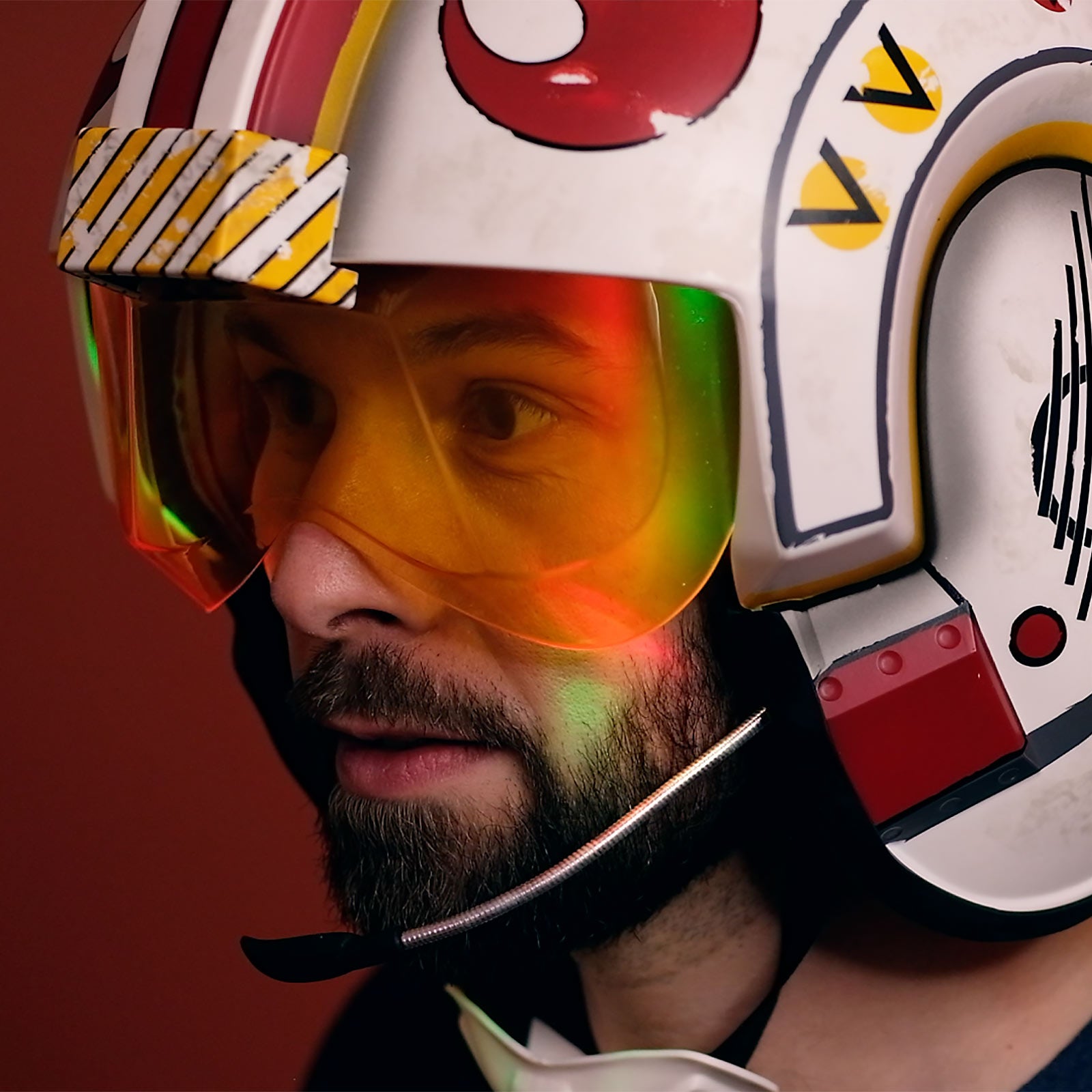 Product image Star Wars - Luke Skywalker Helmet Replica with Light and Sound Effects