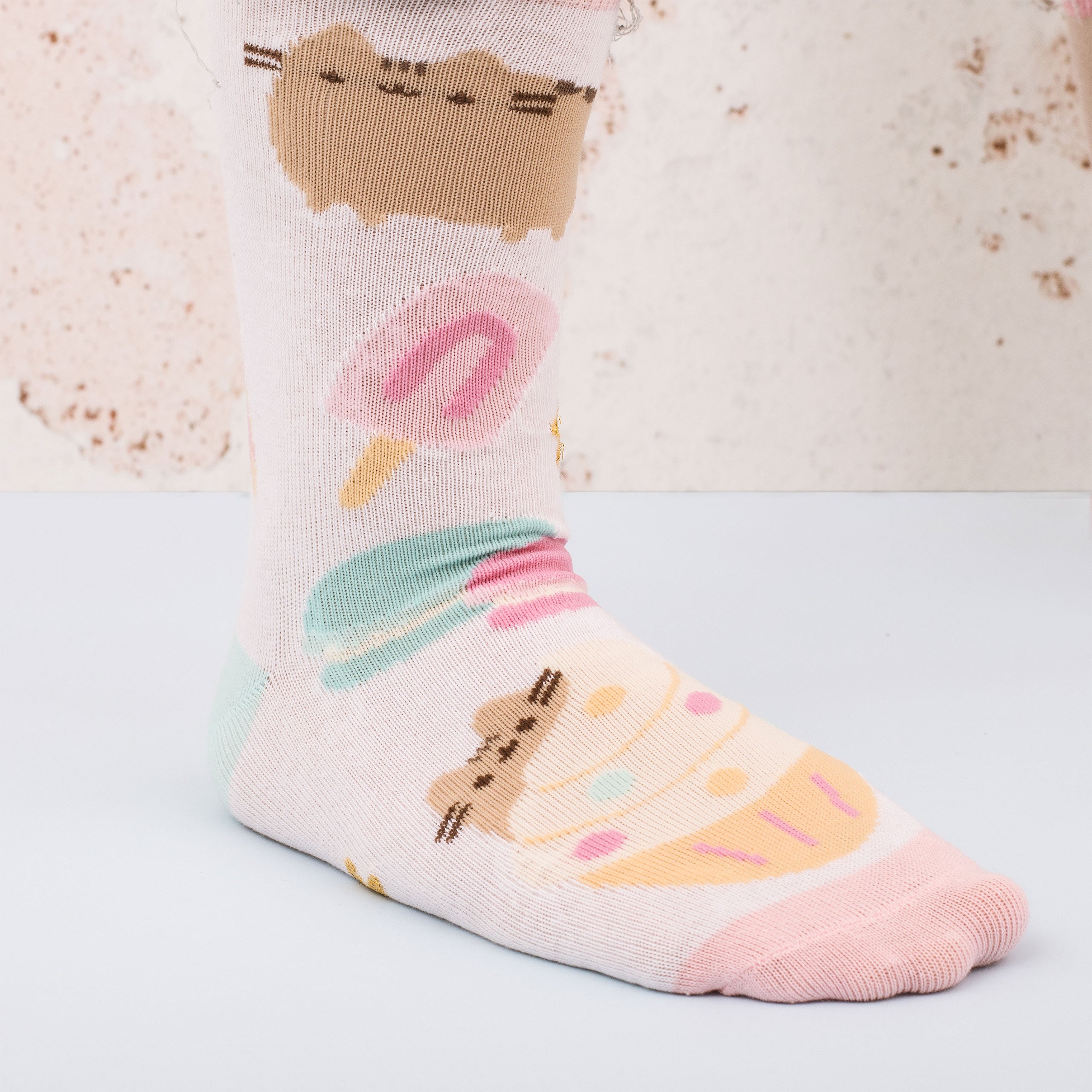 Product image Pusheen - Cupcake Socks and Mug