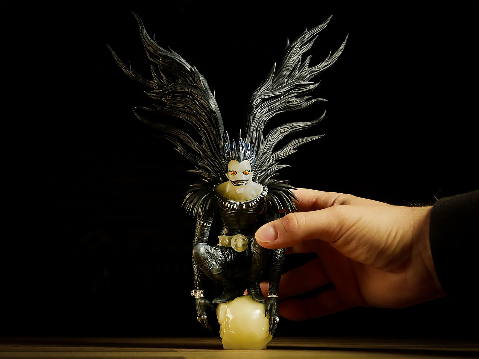 Product image Death Note - Ryuk Glow in the Dark Figure 30 cm