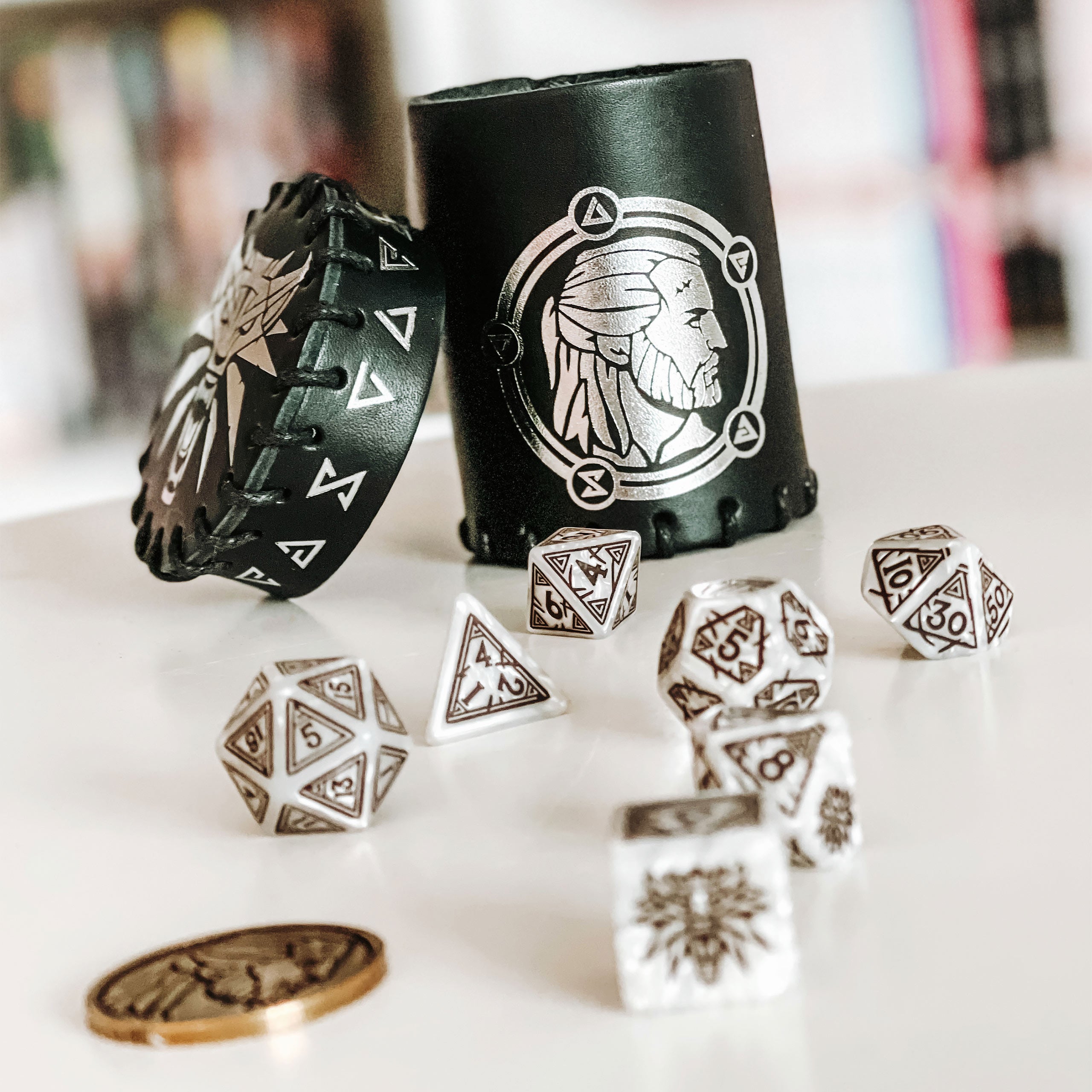 Product image Witcher - Geralt White Wolf RPG Dice Set 7pcs with Collector's Coin