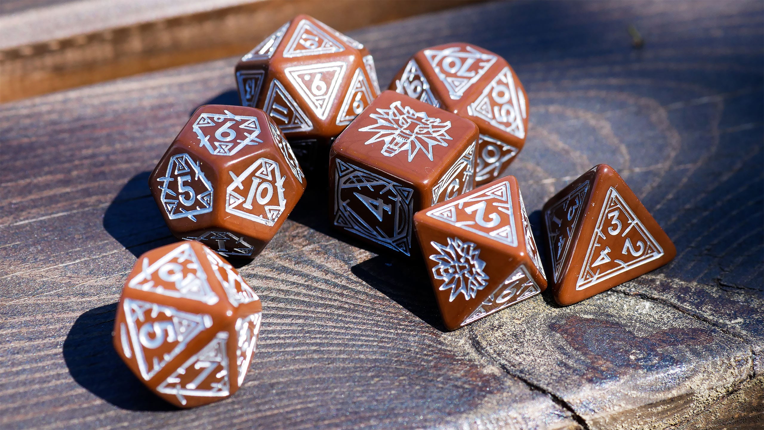 Product image Witcher - Geralt Roach's Companion RPG Dice Set 7pc with Collector's Coin
