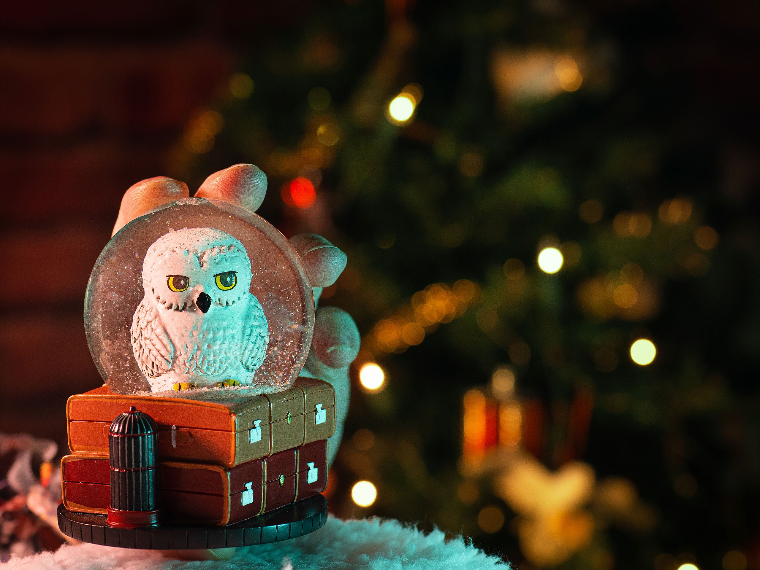 Product image Harry Potter - Hedwig Snow Globe with Glitter