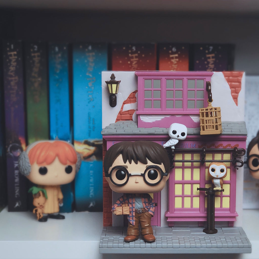 Product image Harry Potter and Eeylops Owl Store Funko Pop Figure with Diorama