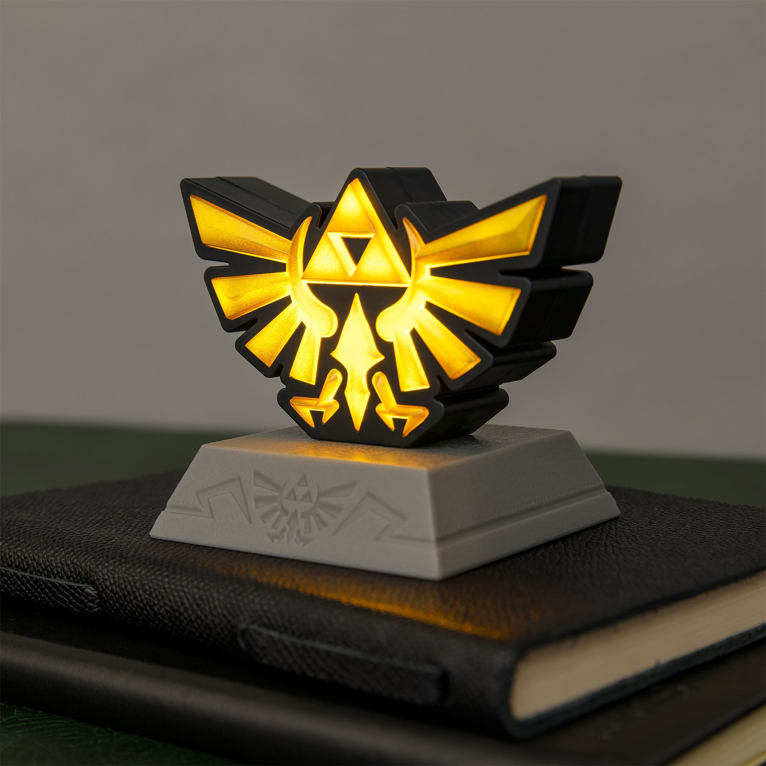 Product image Zelda - Hyrule Crest 3D Table Lamp