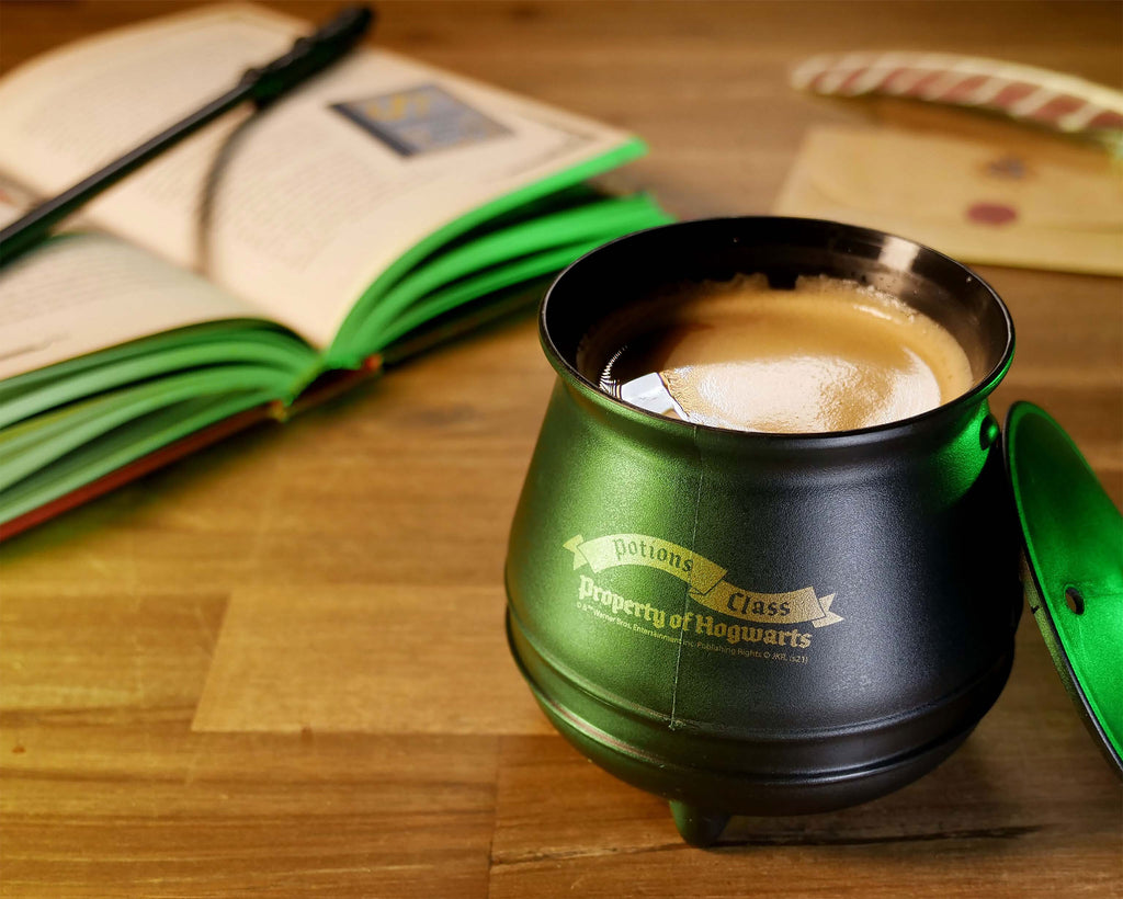 Product image Harry Potter - Magic Cauldron Mug with Stirring Function and Lid