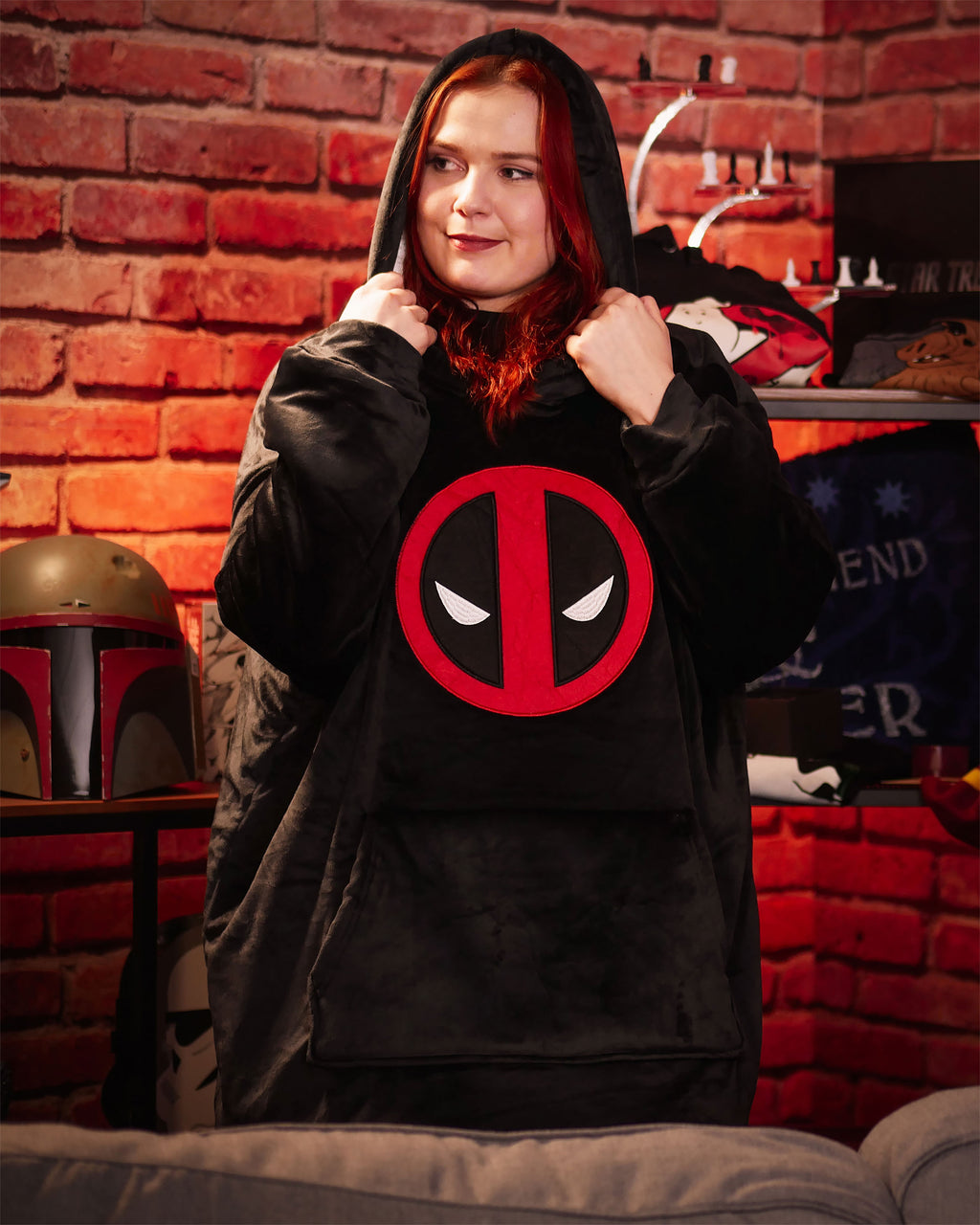 Product image Deadpool - Logo Oversize Cuddle Sweater Black
