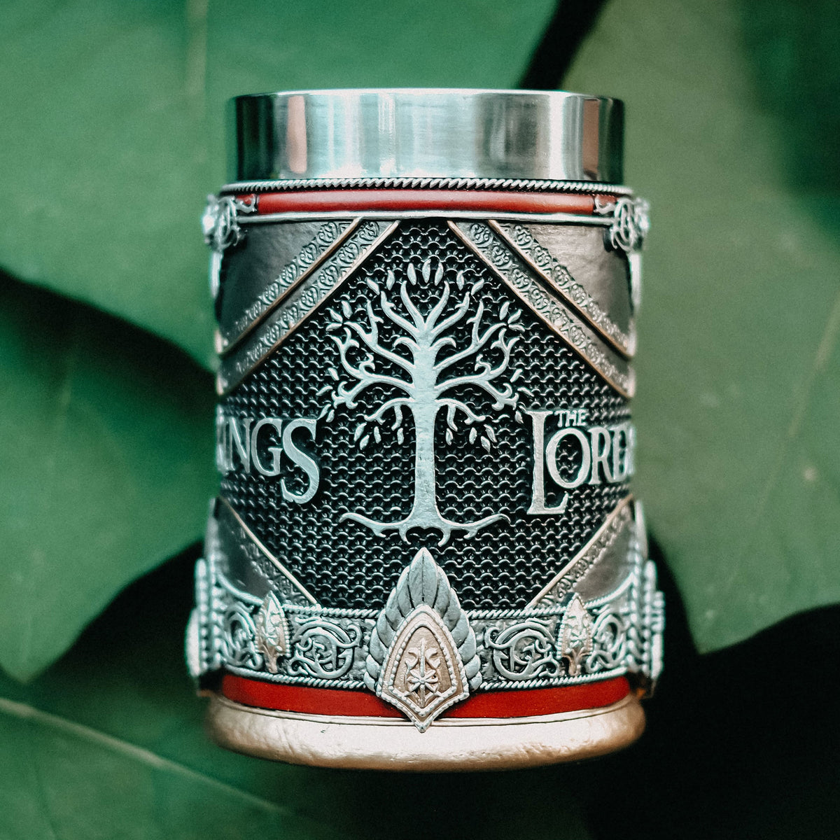 Product image The Lord of the Rings - Aragorn Deluxe Tankard