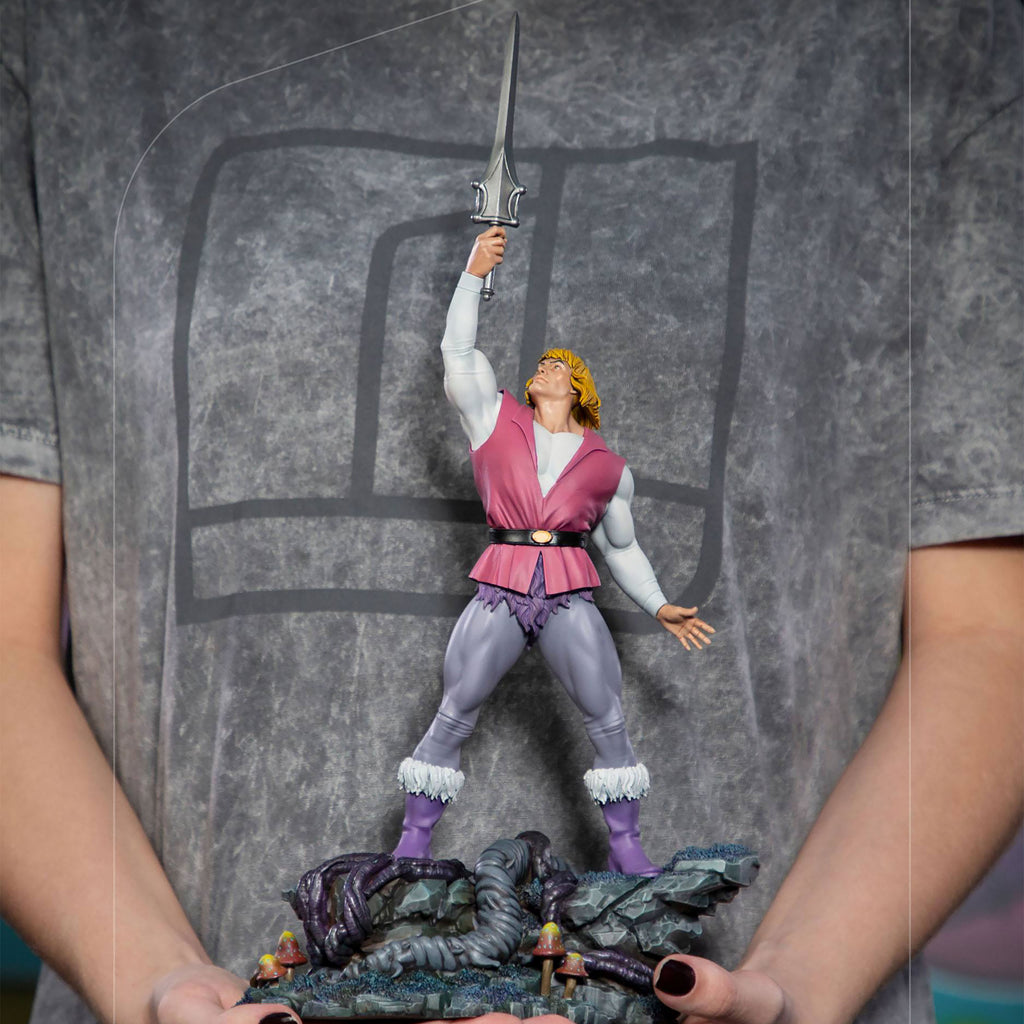 Product image Masters of the Universe - Prince Adam Art Scale Deluxe Statue 1:10