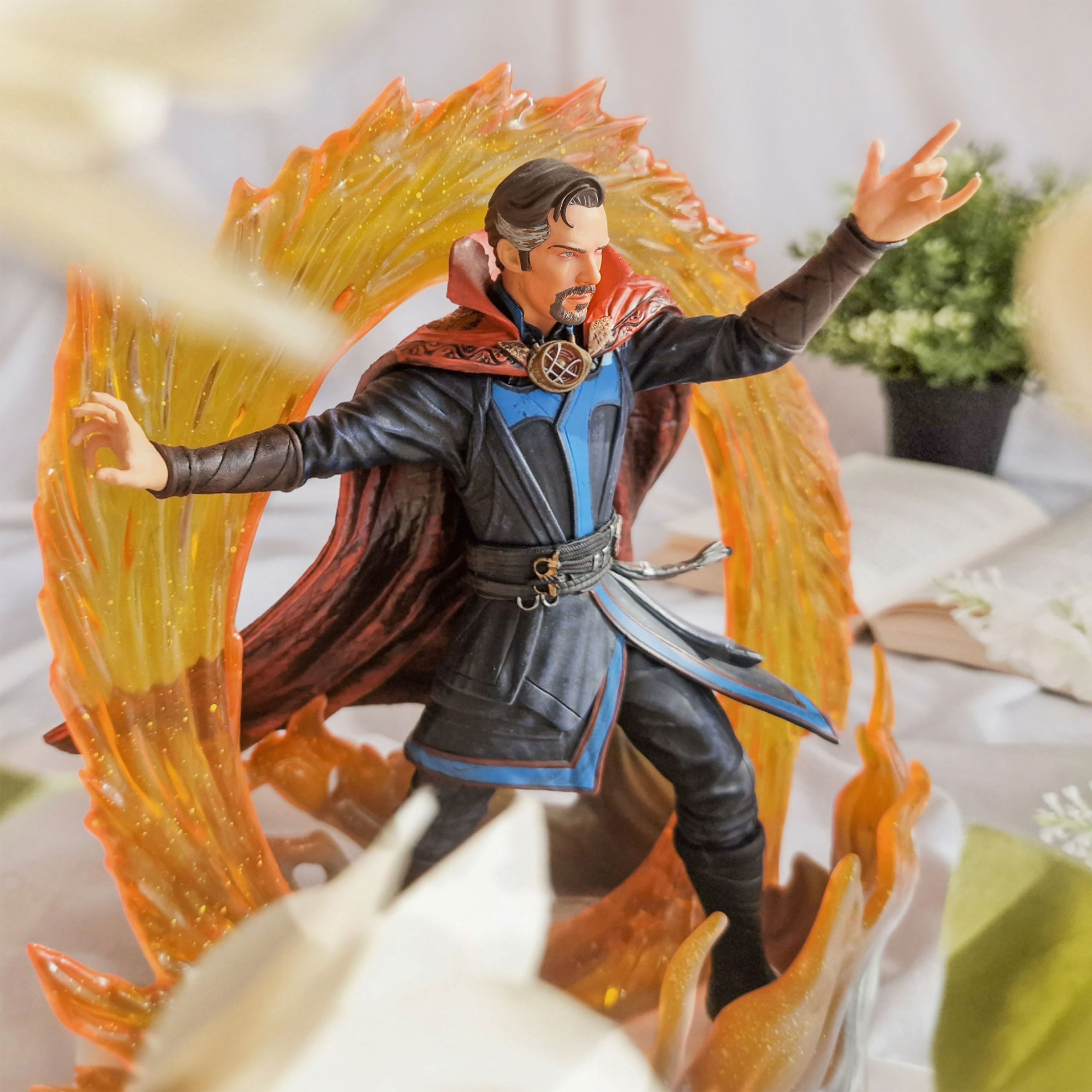 Product image Doctor Strange in the Multiverse of Madness Diorama
