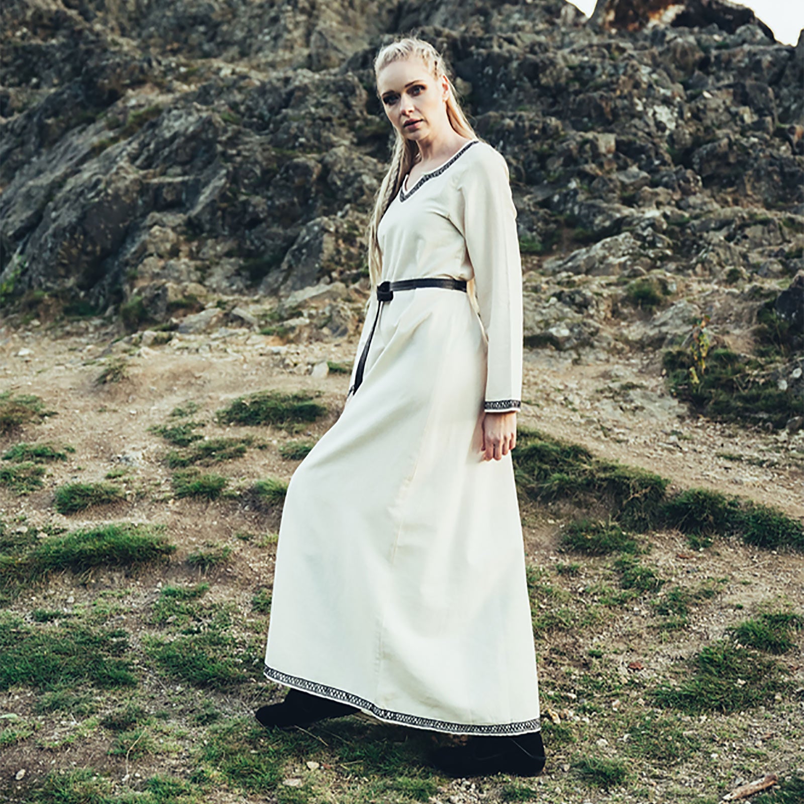 Product image Medieval Dress Brigida Beige