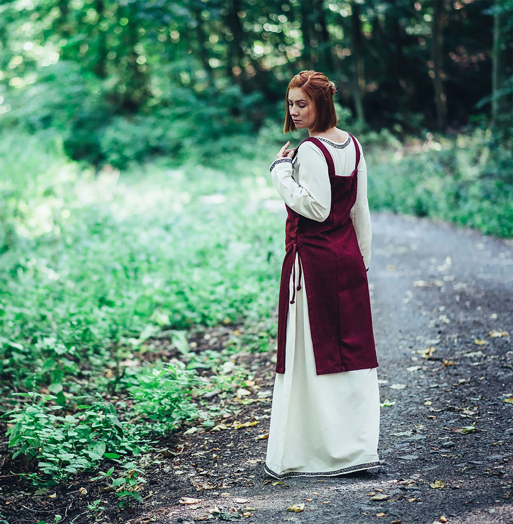 Product image Medieval overdress Aila red