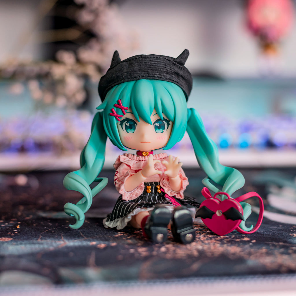 Product image Hatsune Miku - Date Outfit Ver. Nendoroid Action Figure