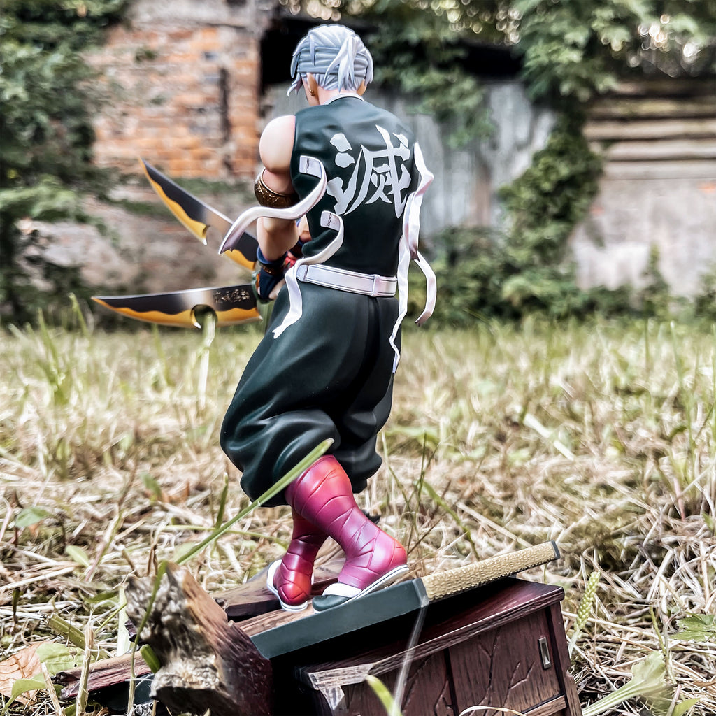 Product image Tengen Uzui Statue 1:8 deluxe - Demon Slayer
