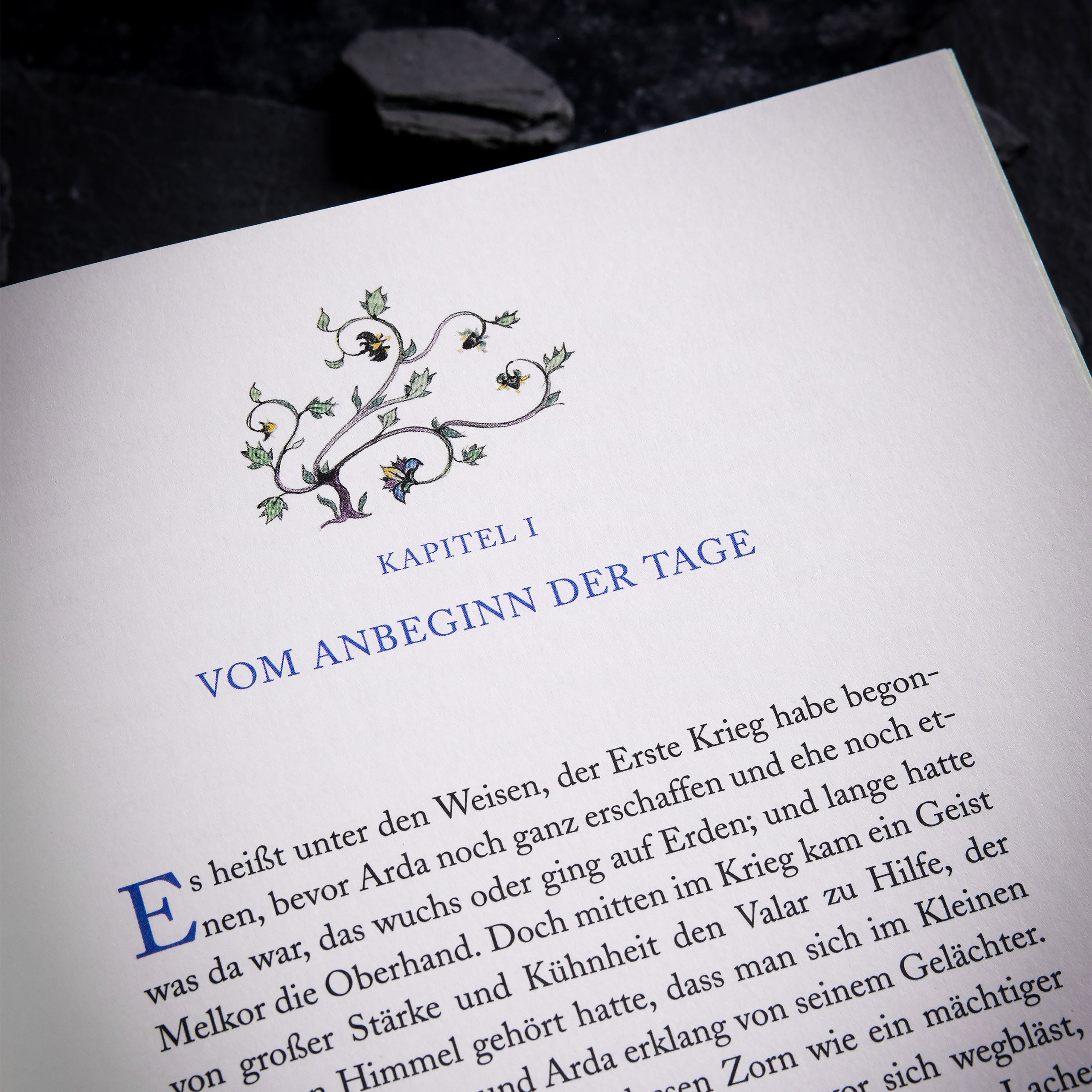 Product image The Silmarillion Deluxe Edition