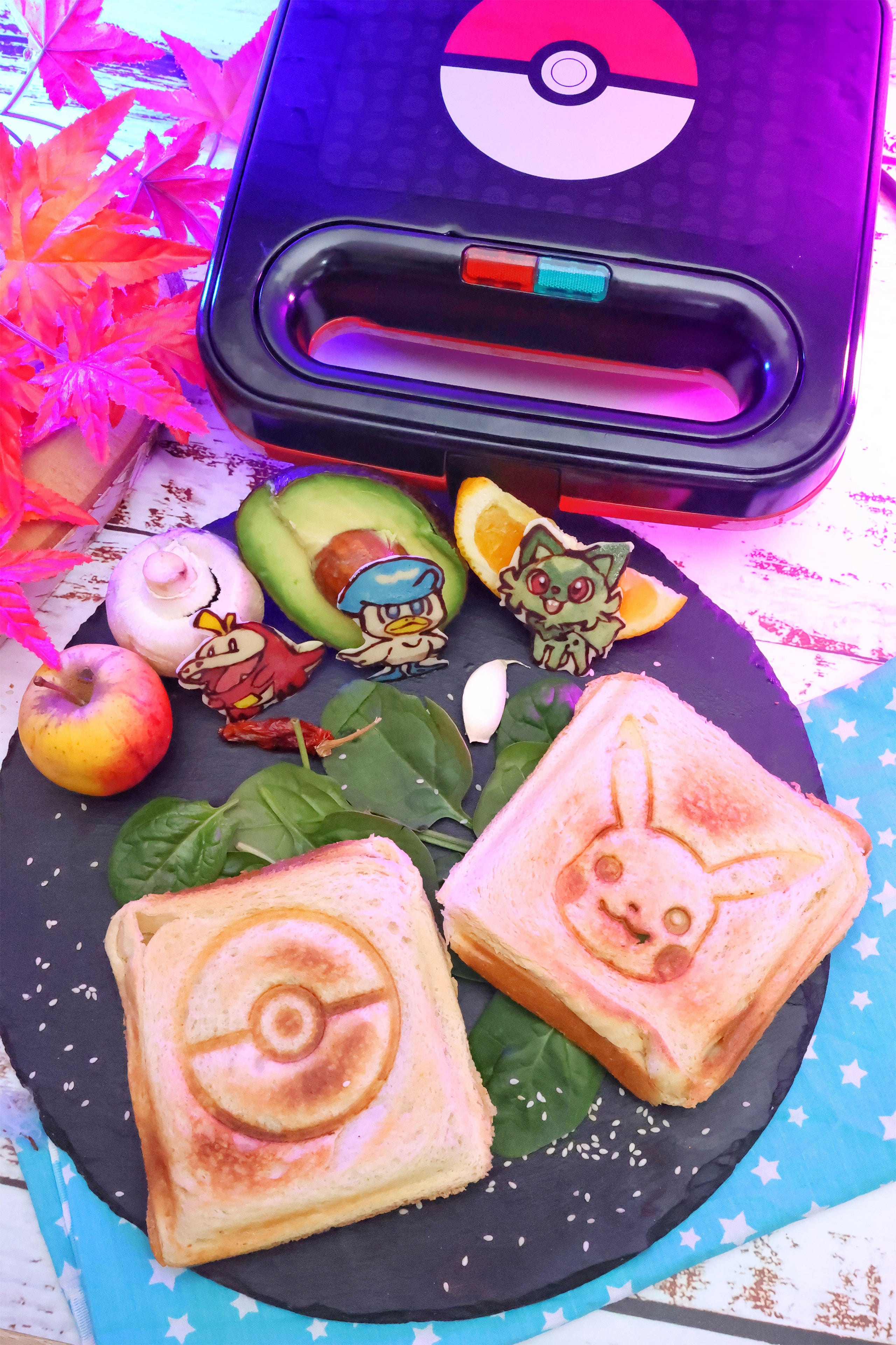 Product image Pokemon - Pikachu and Pokeball Sandwich Maker