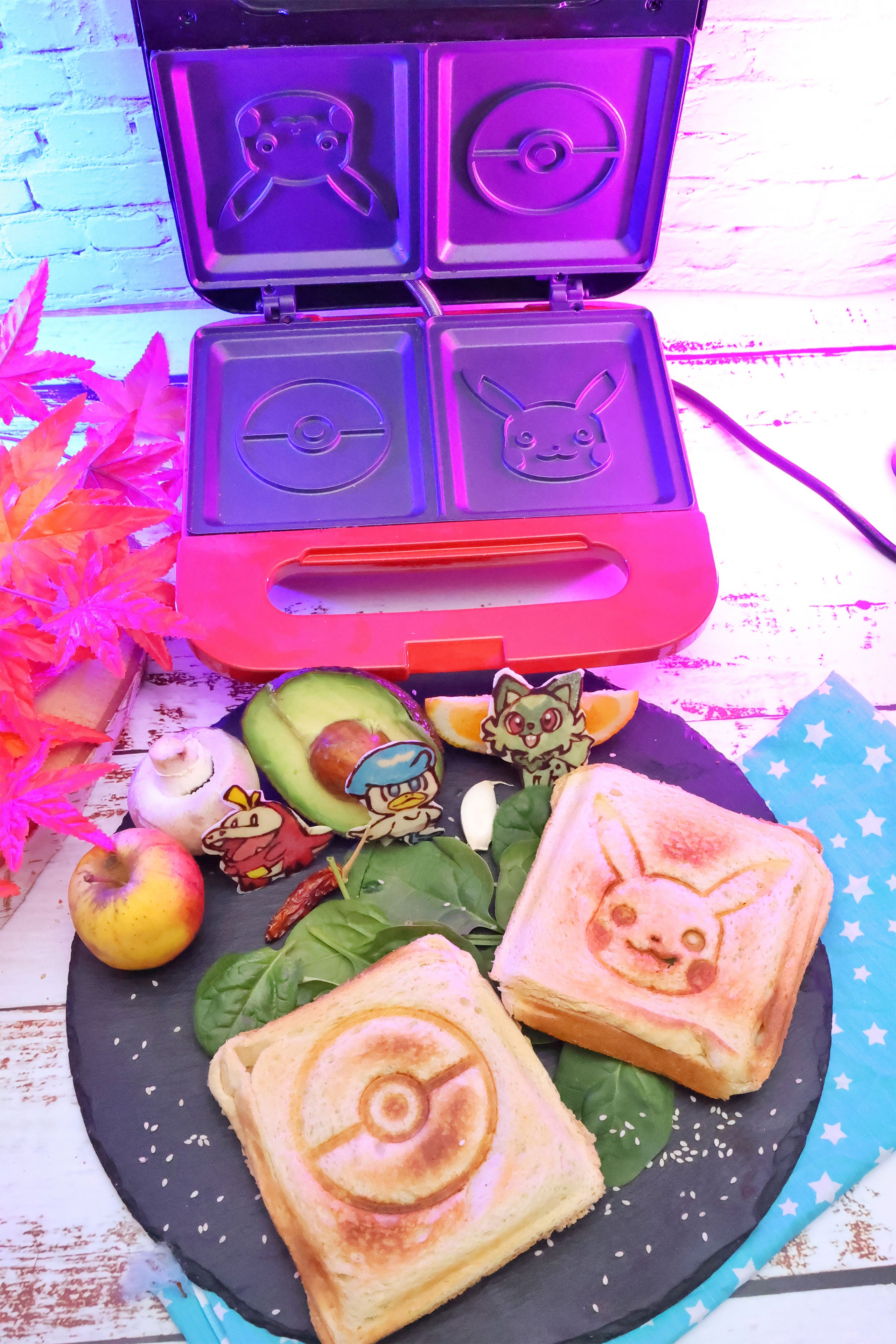 Product image Pokemon - Pikachu and Pokeball Sandwich Maker