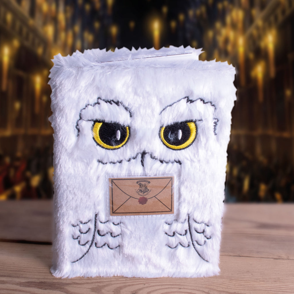 Product image Harry Potter - Hedwig Plush Notebook A5