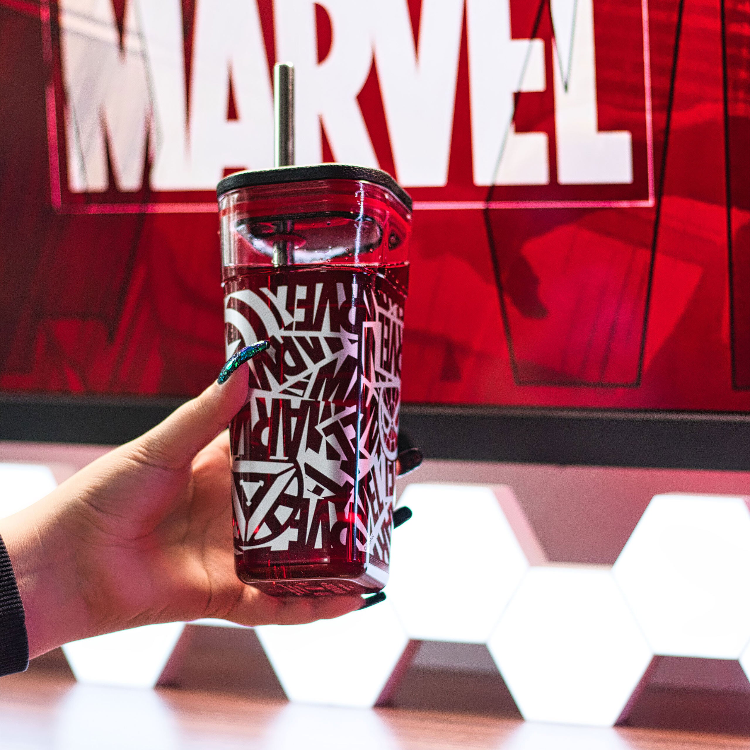 Product image Marvel - Logo Cup with Straw