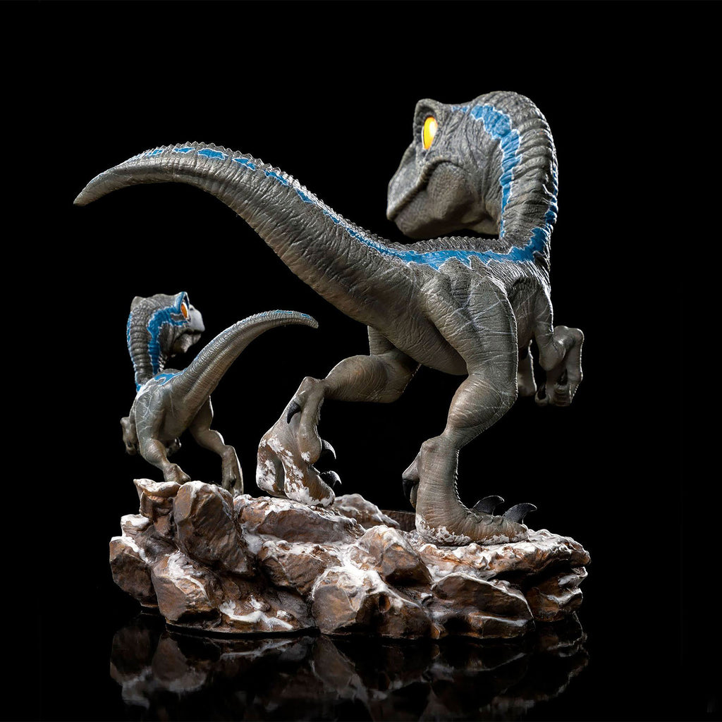 Product image Jurassic World - Blue and Beta Diorama Figure