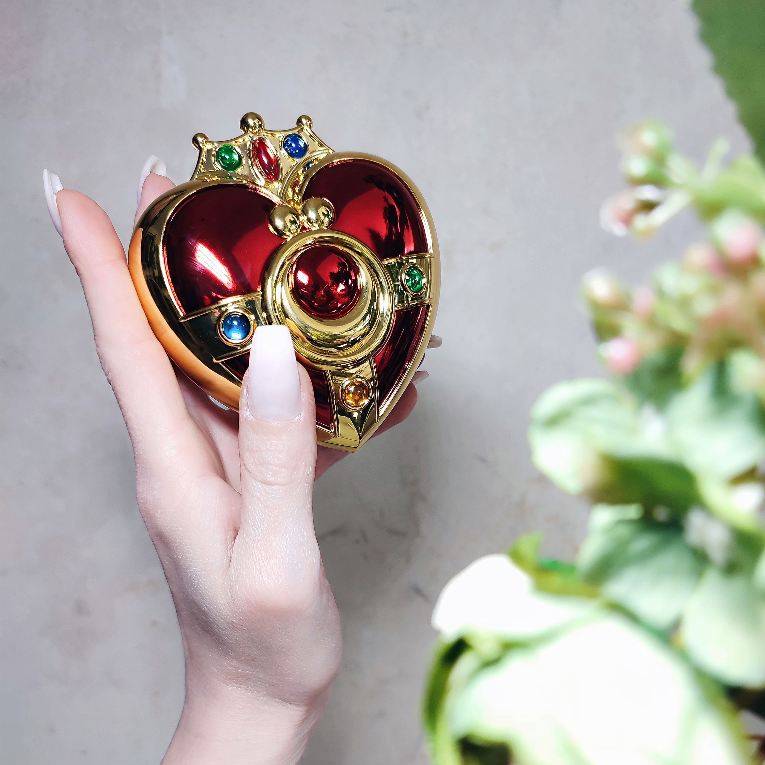 Product image Sailor Moon - Cosmic Heart Compact Brooch Replica