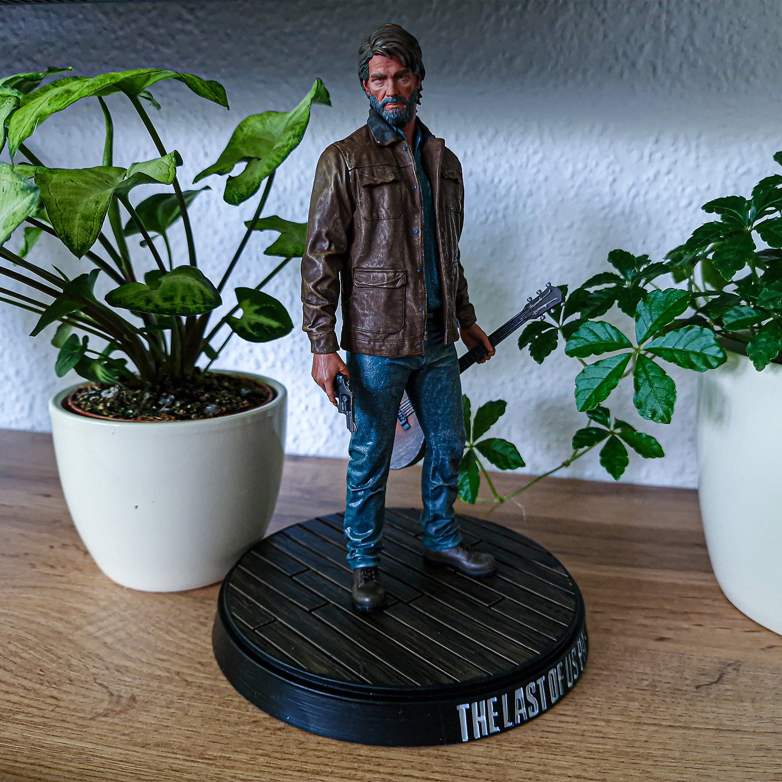 Product image The Last of Us - Joel Statue