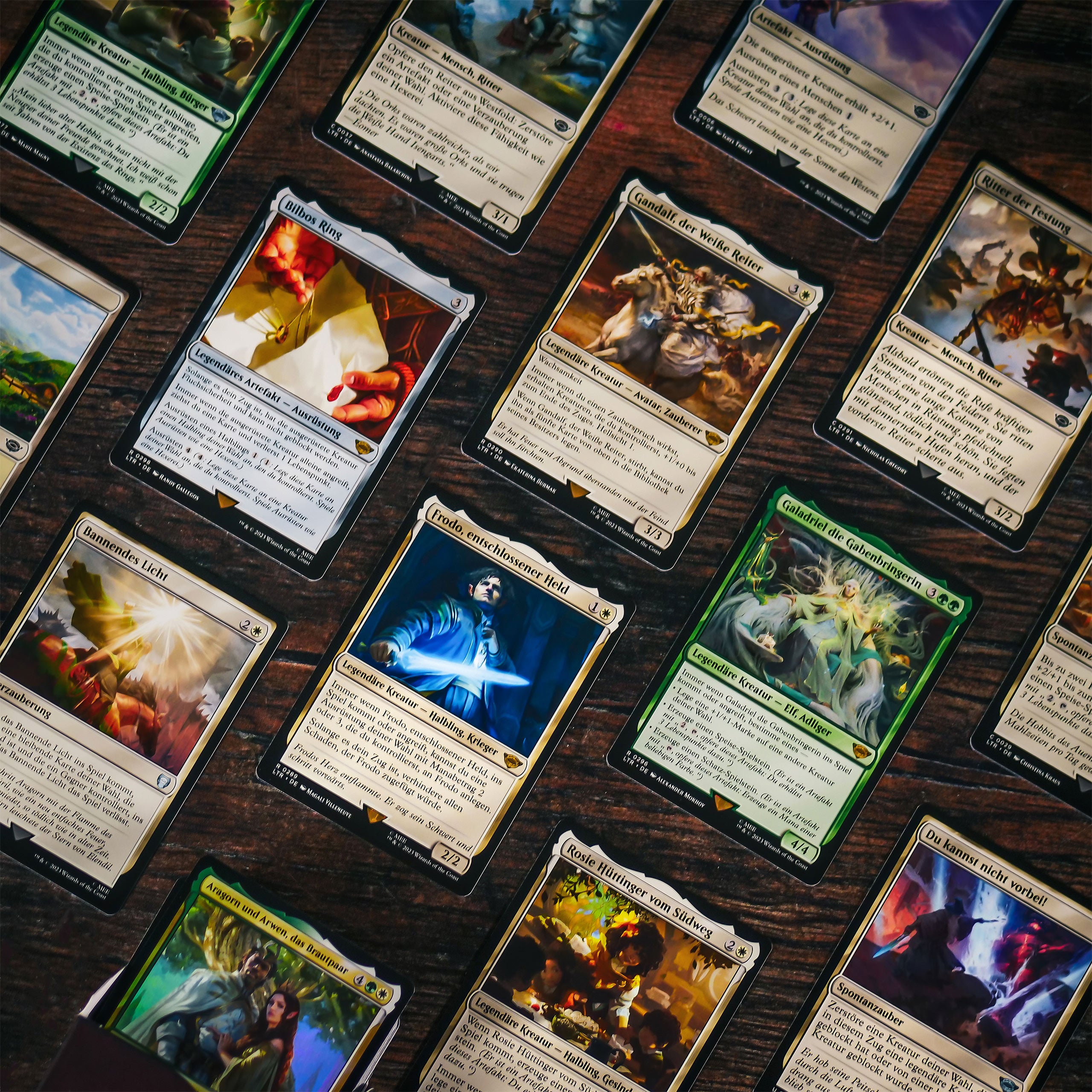 Product image The Lord of the Rings Middle Earth Bundle - Magic The Gathering