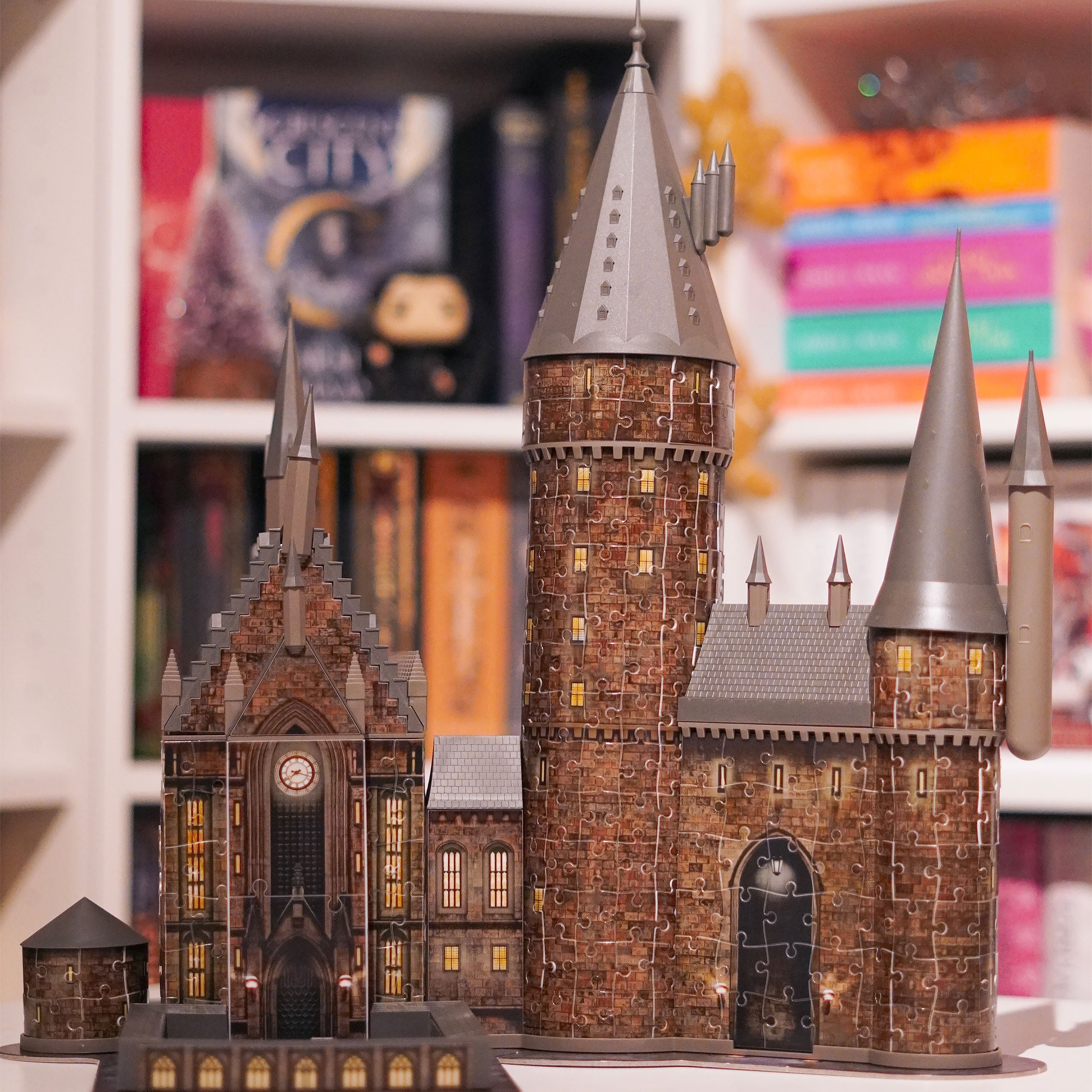 Product image Hogwarts Castle The Great Hall 3D Puzzle with Lighting - Harry Potter
