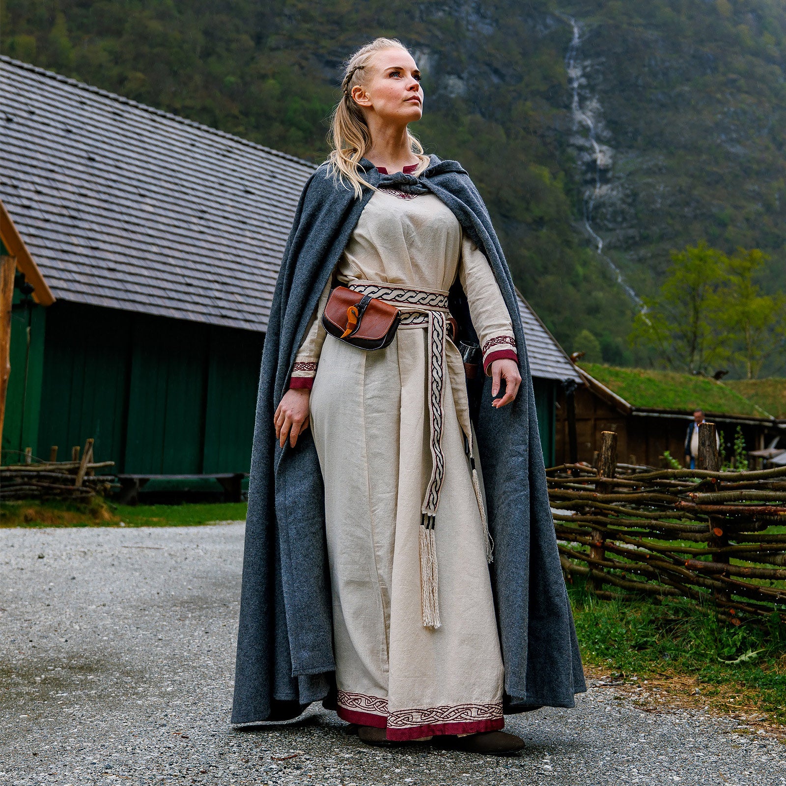 Product image Medieval Cloak Elinor grey