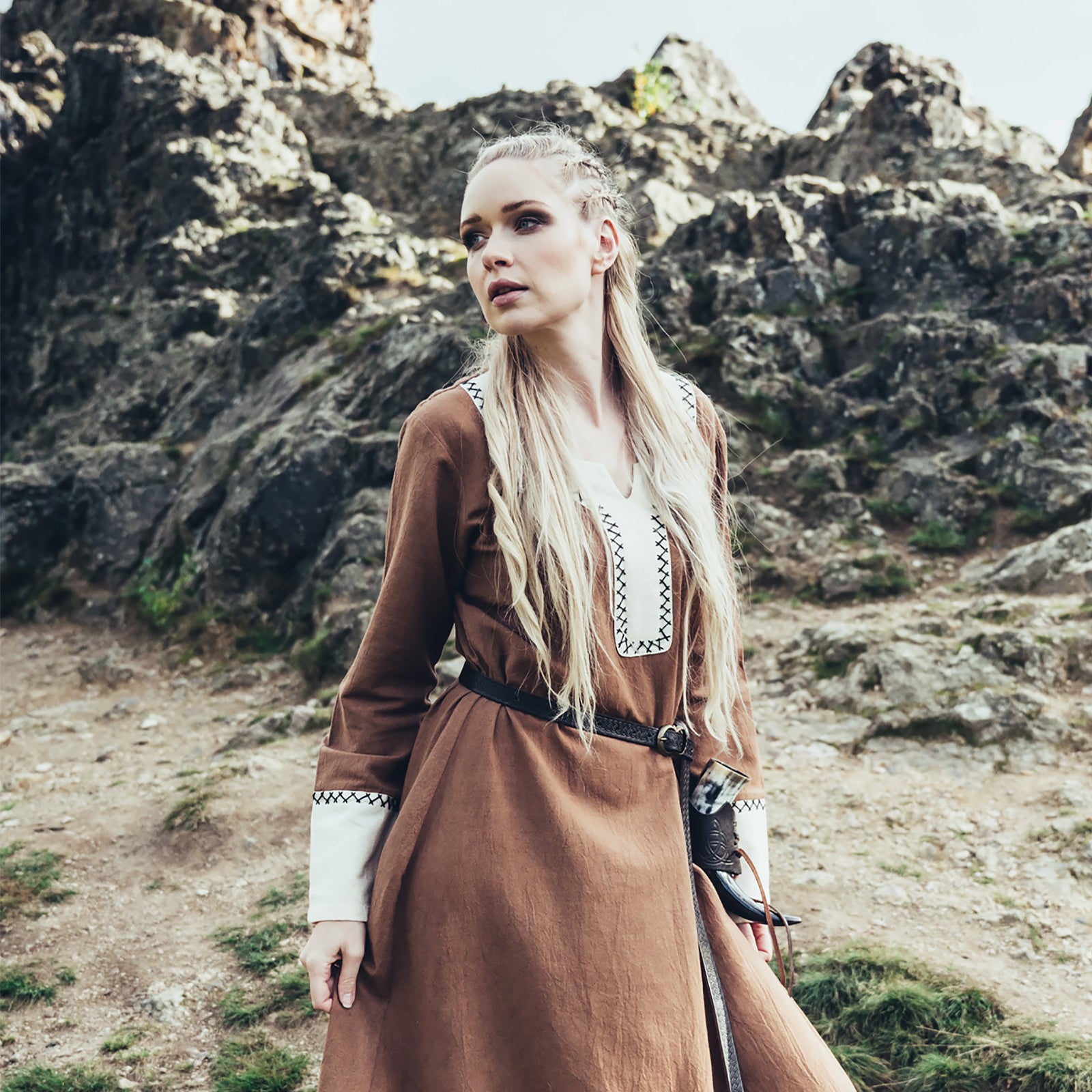 Product image Medieval Dress Freya Sand