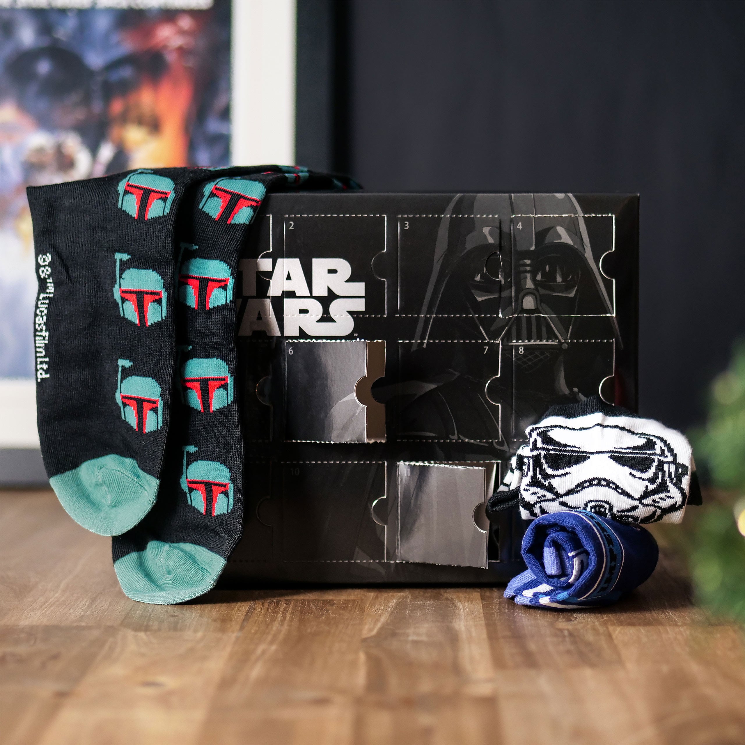 Product image Star Wars - Darth Vader Socks Advent Calendar
