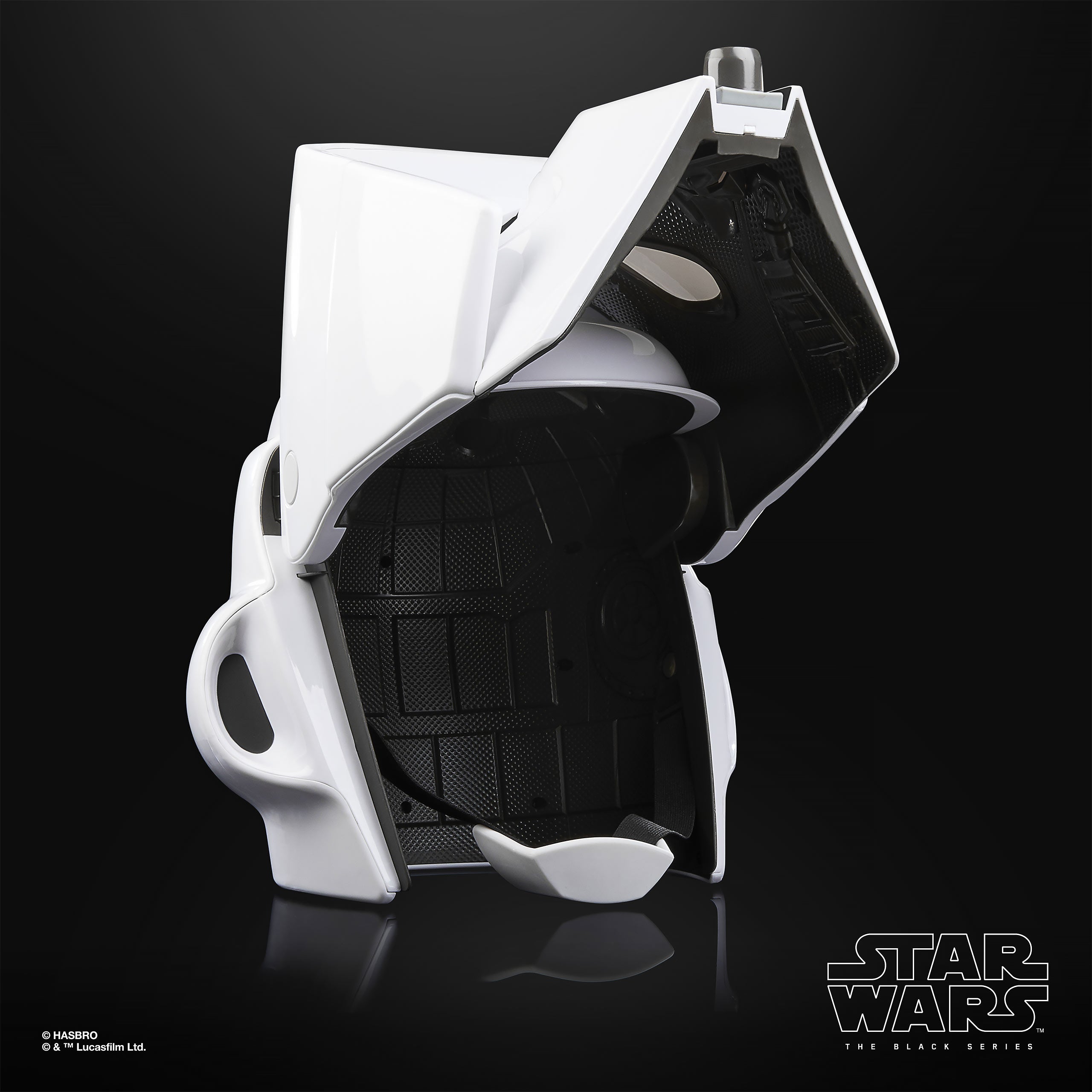 Product image Star Wars - Scout Trooper Black Series Premium Helmet