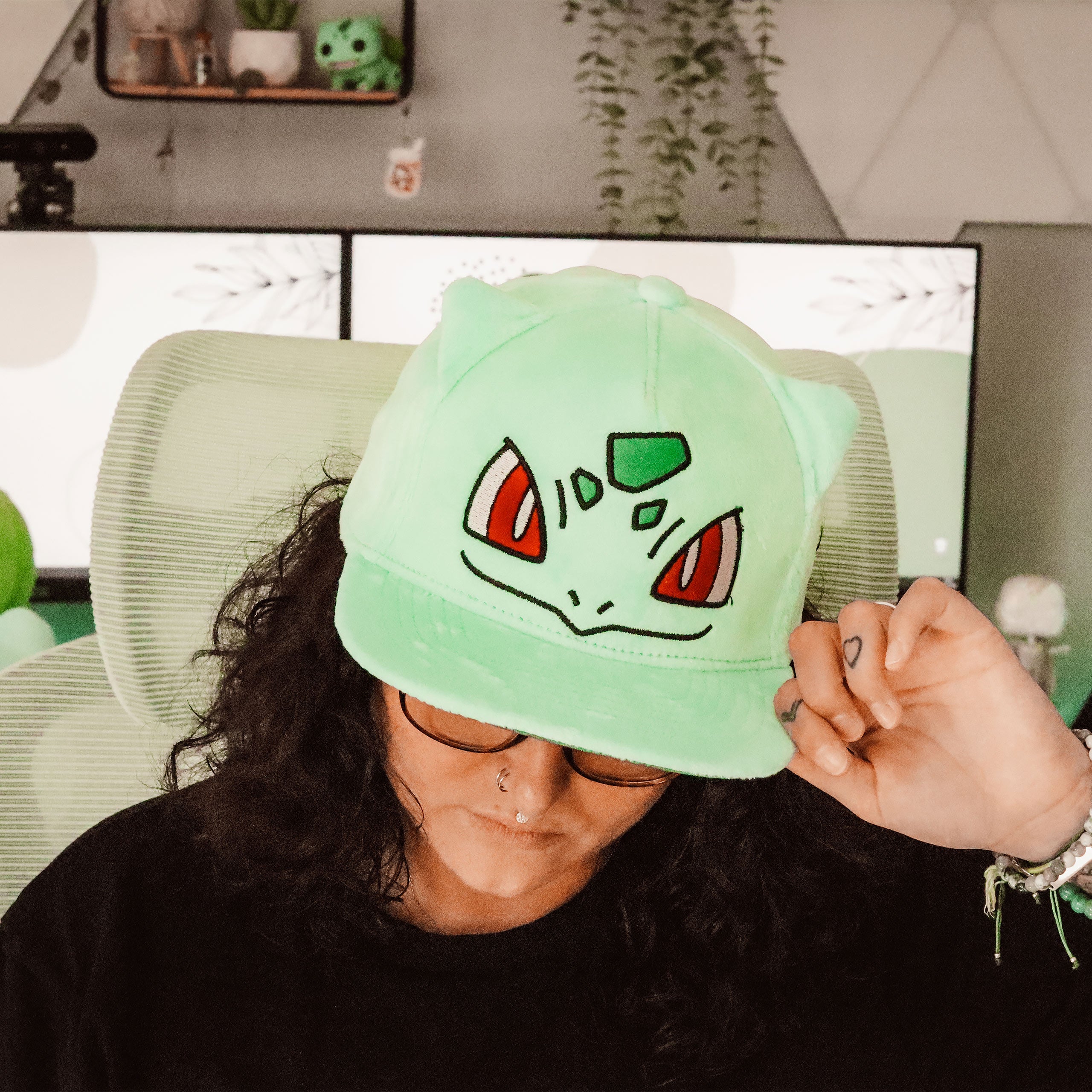 Product image Pokemon - Bulbasaur Plush Snapback Cap