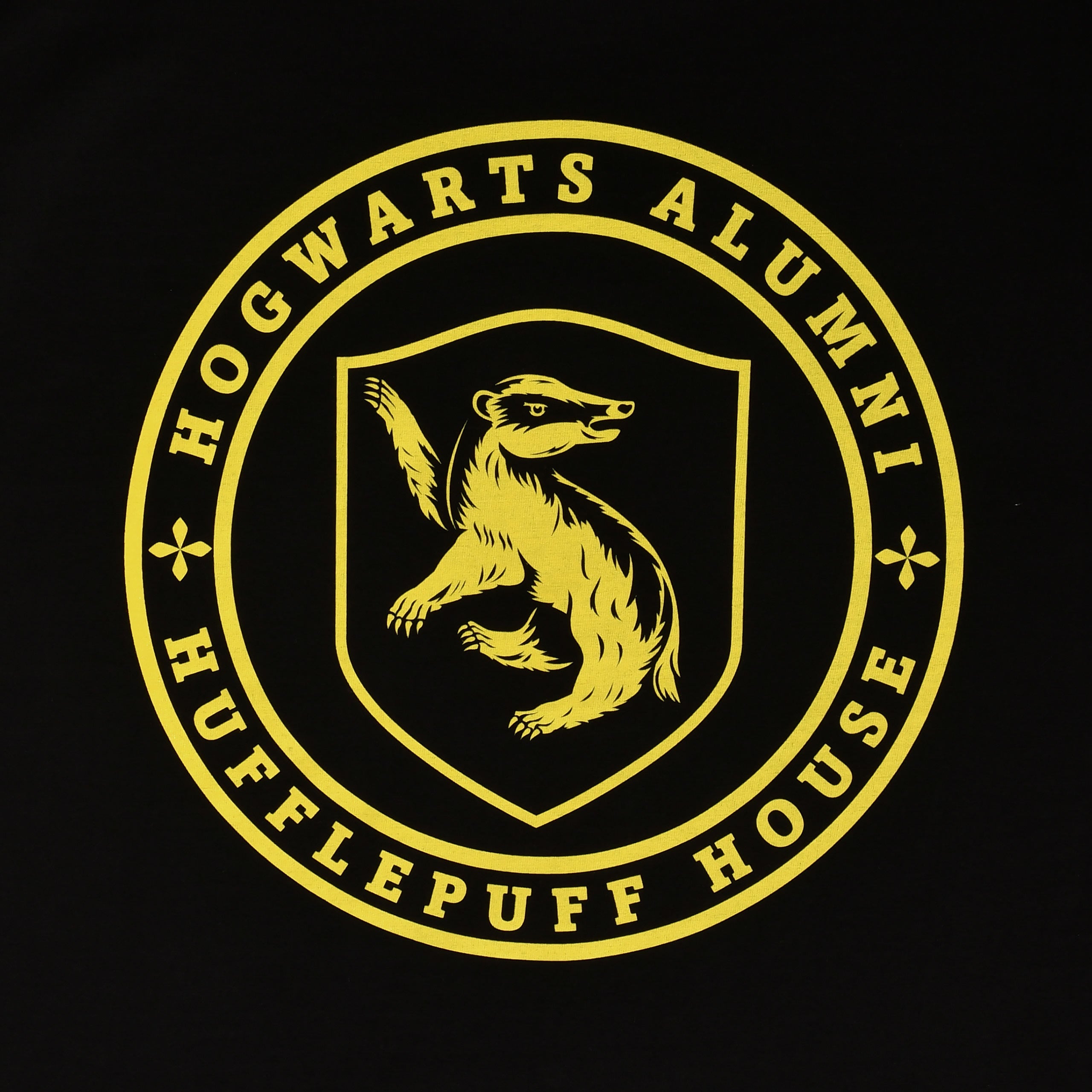 Product image Hufflepuff Hogwarts Alumni T-Shirt black - Harry Potter
